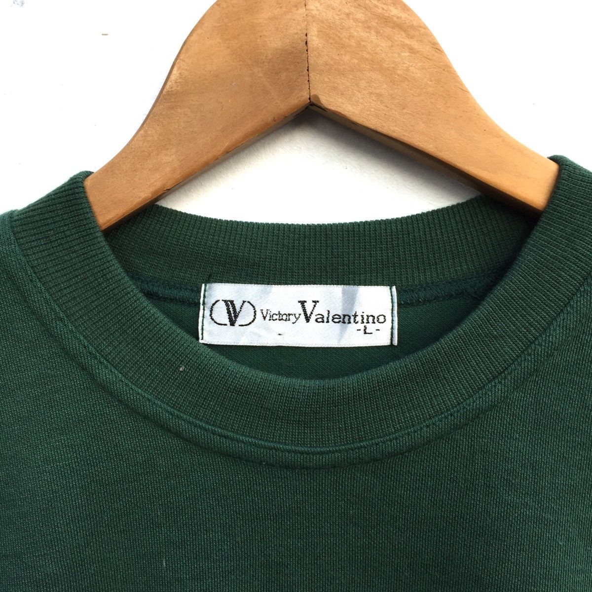 Vintage Victory Valentino Embroidery Spell out sweatshirt jumper Size US L / EU 52-54 / 3 - 4 Thumbnail