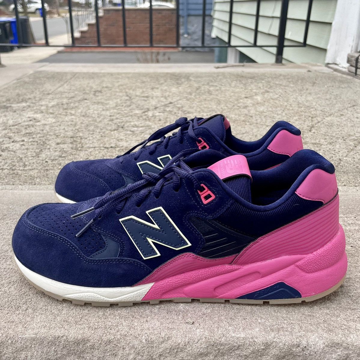 NWOB New Balance 580