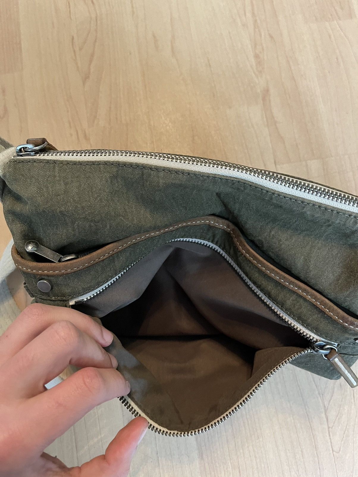 Japanese Brand Kipling military avant garde Y2K canvas bag metallic logo Size ONE SIZE - 11 Thumbnail