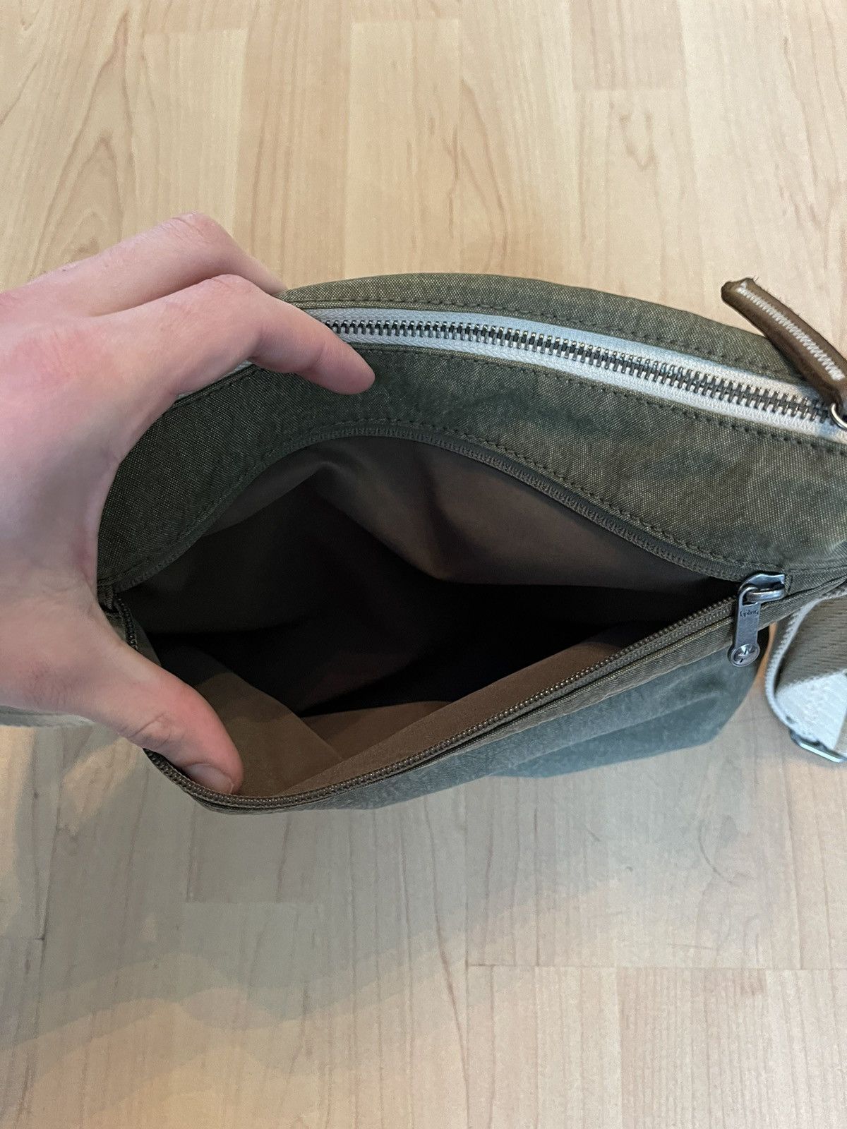 Japanese Brand Kipling military avant garde Y2K canvas bag metallic logo Size ONE SIZE - 9 Thumbnail