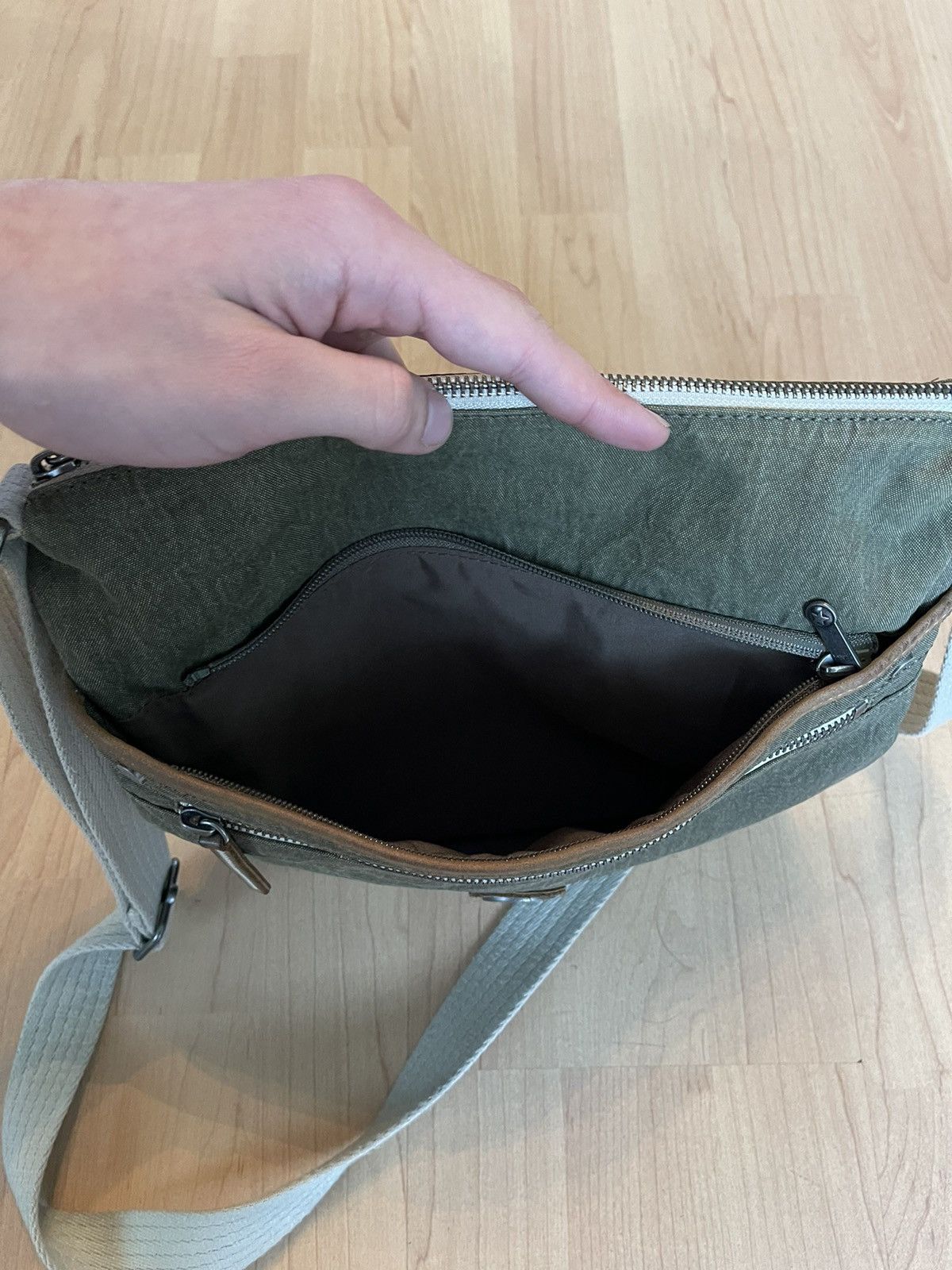 Japanese Brand Kipling military avant garde Y2K canvas bag metallic logo Size ONE SIZE - 10 Thumbnail