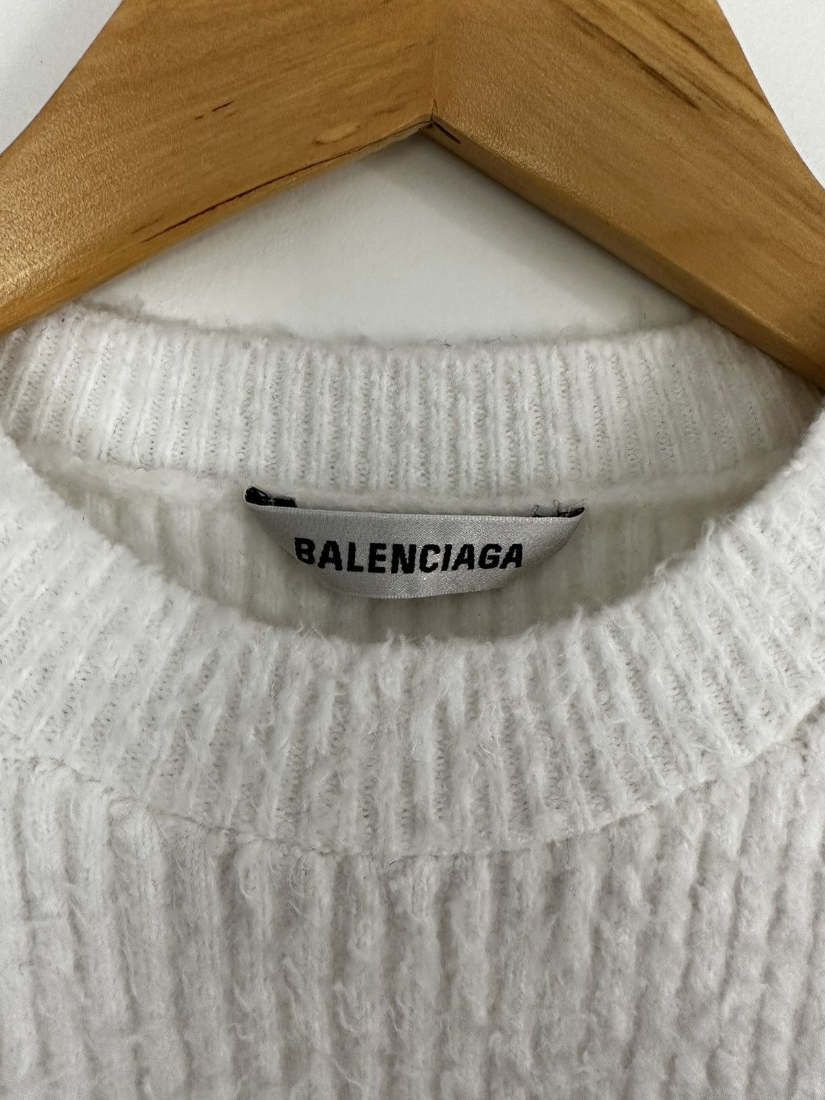 Balenciaga Intarsia-knit logo long sleeve jumper sweater Size S / US 4 / IT 40 - 4 Thumbnail
