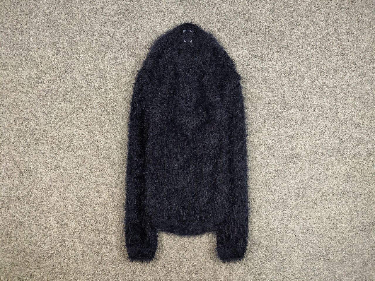 Japanese Brand Vintage 90's Japanese Dark Mohair Style Fuzzy Sweater Hype Size US S / EU 44-46 / 1 - 1 Thumbnail