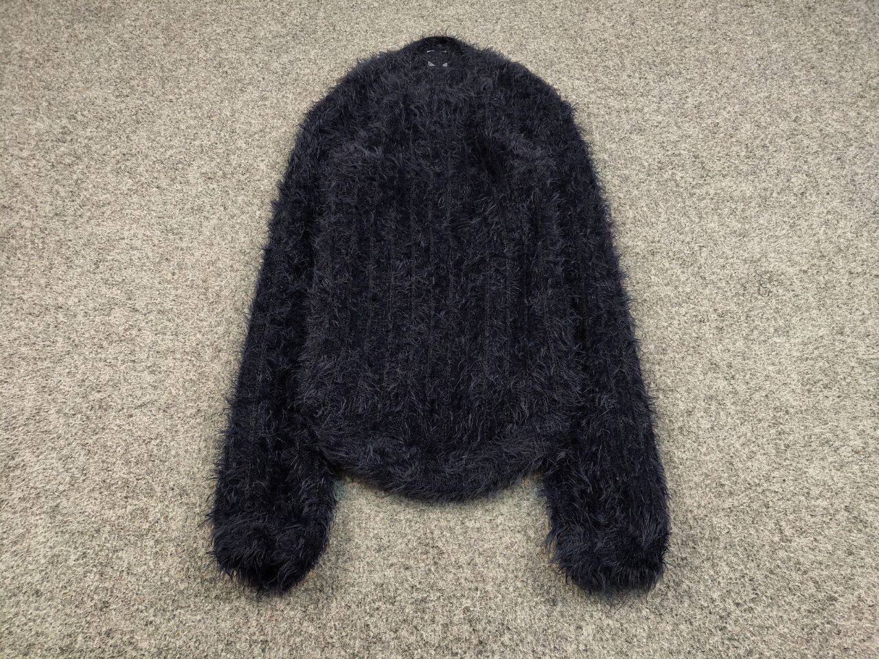 Japanese Brand Vintage 90's Japanese Dark Mohair Style Fuzzy Sweater Hype Size US S / EU 44-46 / 1 - 2 Thumbnail