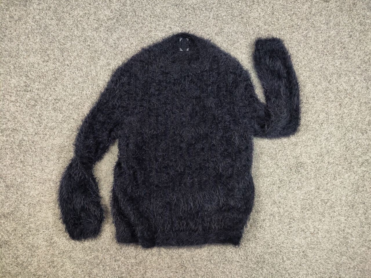 Japanese Brand Vintage 90's Japanese Dark Mohair Style Fuzzy Sweater Hype Size US S / EU 44-46 / 1 - 14 Thumbnail