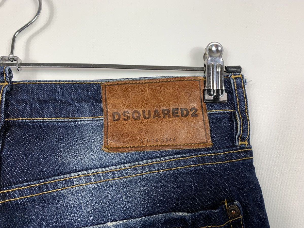 Designer × Dsquared2 Dsquared2 distressed denim jeans Size 42 navy blue pants Size US 30 / EU 46 - 4 Thumbnail