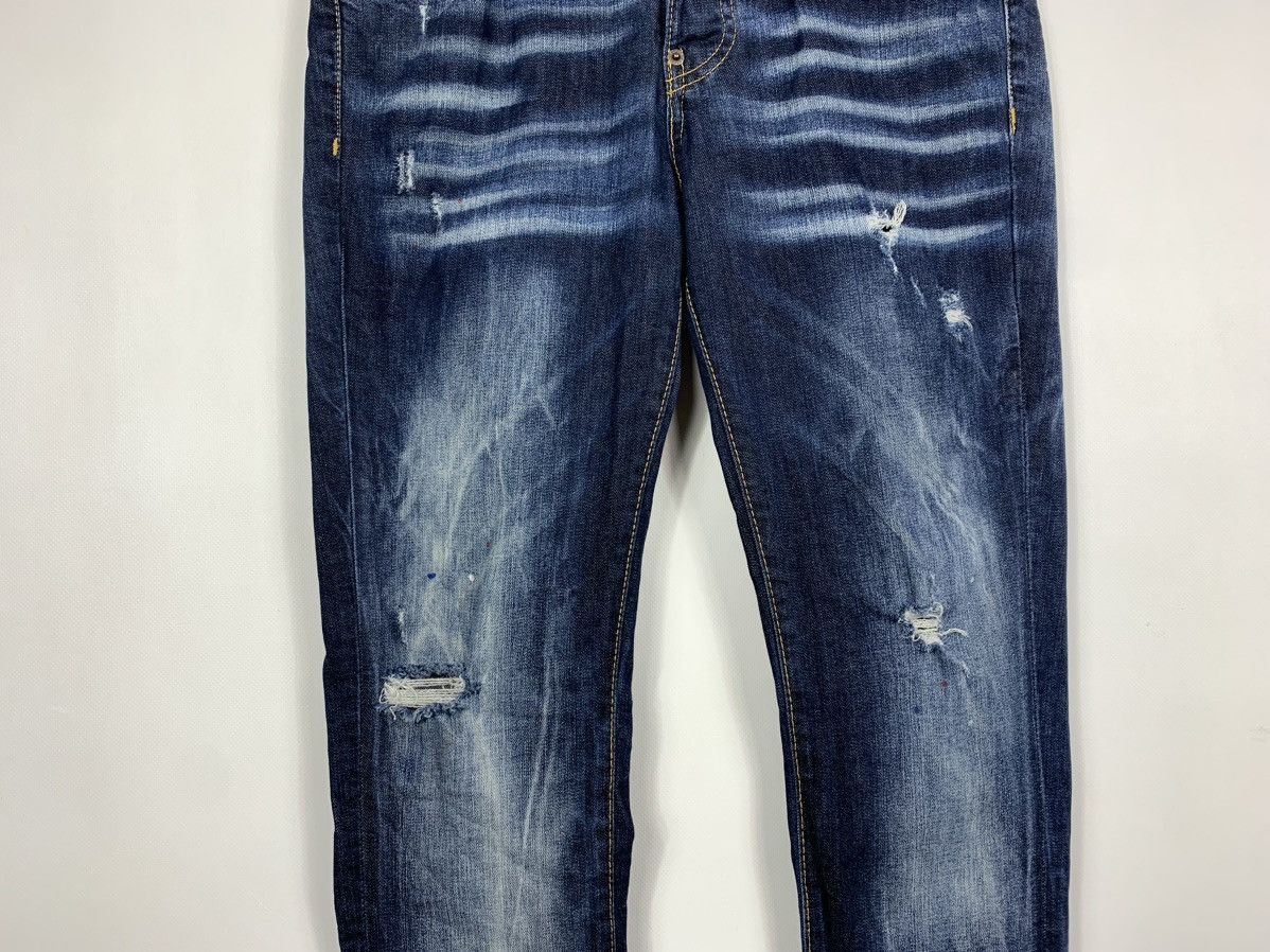 Designer × Dsquared2 Dsquared2 distressed denim jeans Size 42 navy blue pants Size US 30 / EU 46 - 8 Thumbnail