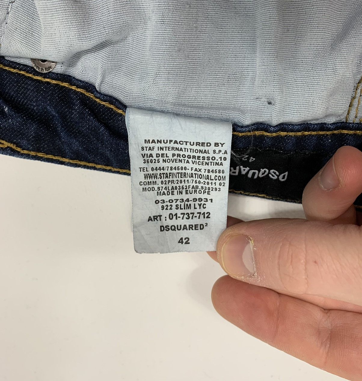 Designer × Dsquared2 Dsquared2 distressed denim jeans Size 42 navy blue pants Size US 30 / EU 46 - 16 Thumbnail