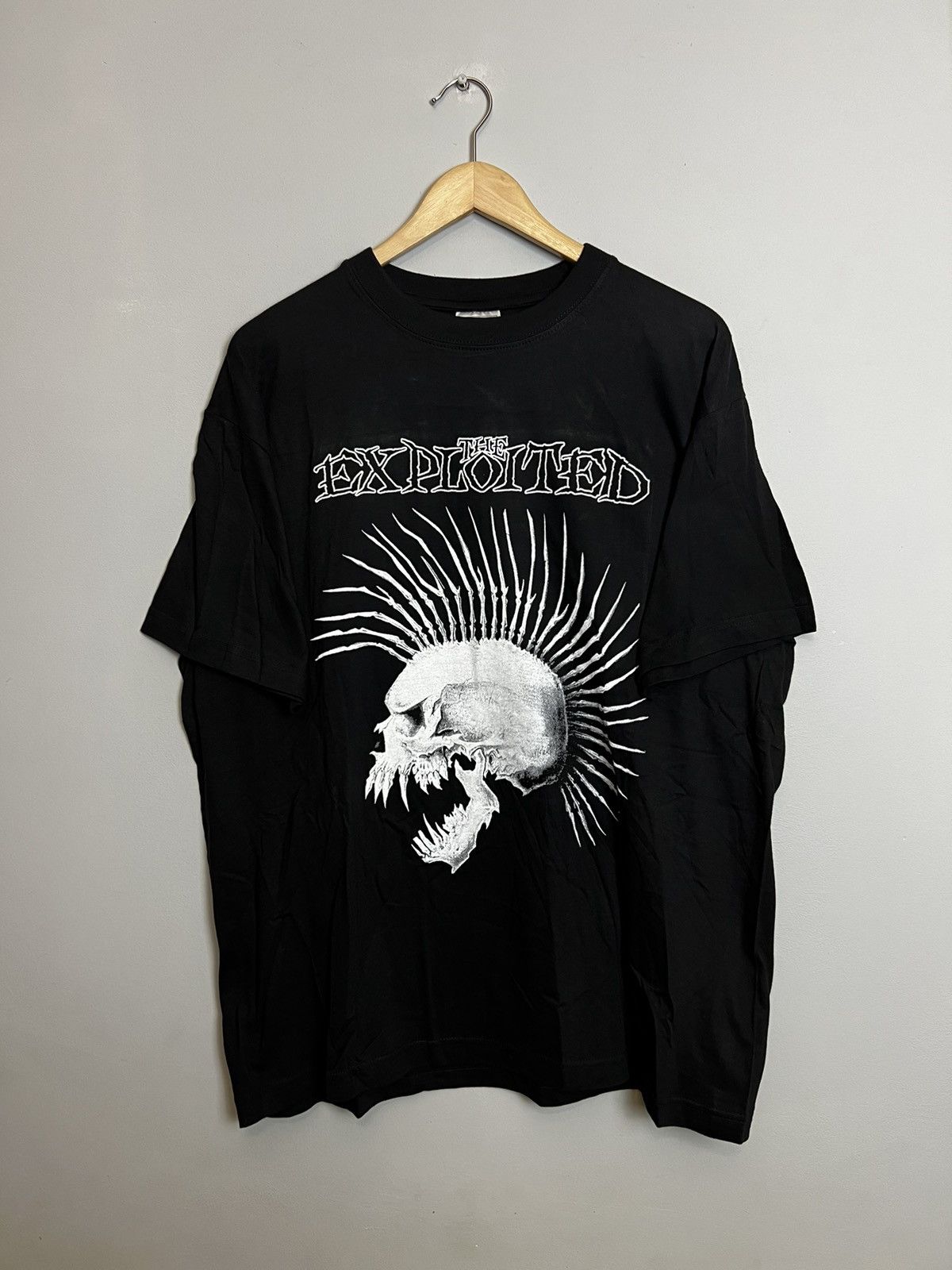 Band Tees Rare Vintage 90s The Exploited England Punk Hardcor Band Tee Size US L / EU 52-54 / 3 - 1 Thumbnail