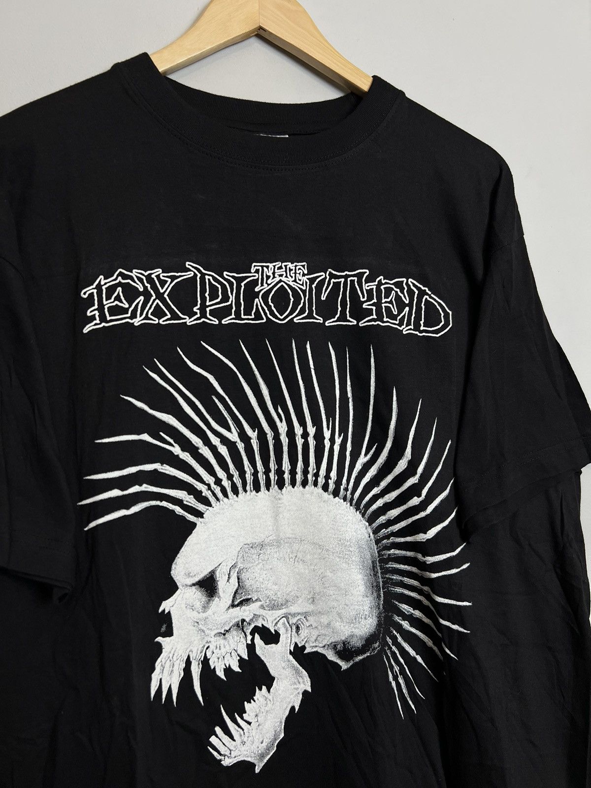 Band Tees Rare Vintage 90s The Exploited England Punk Hardcor Band Tee Size US L / EU 52-54 / 3 - 3 Thumbnail
