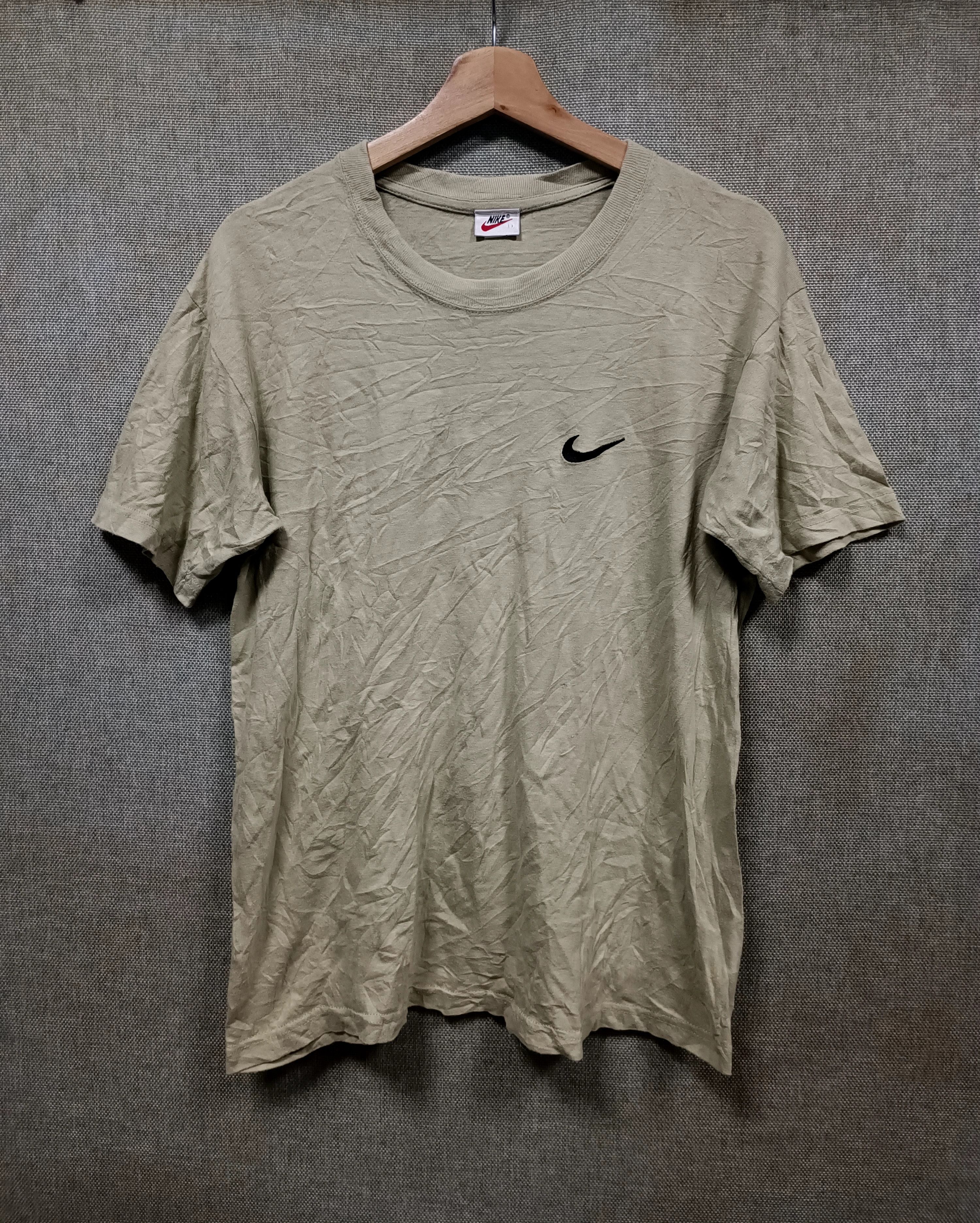 vintage 90 nike swoosh embroidery