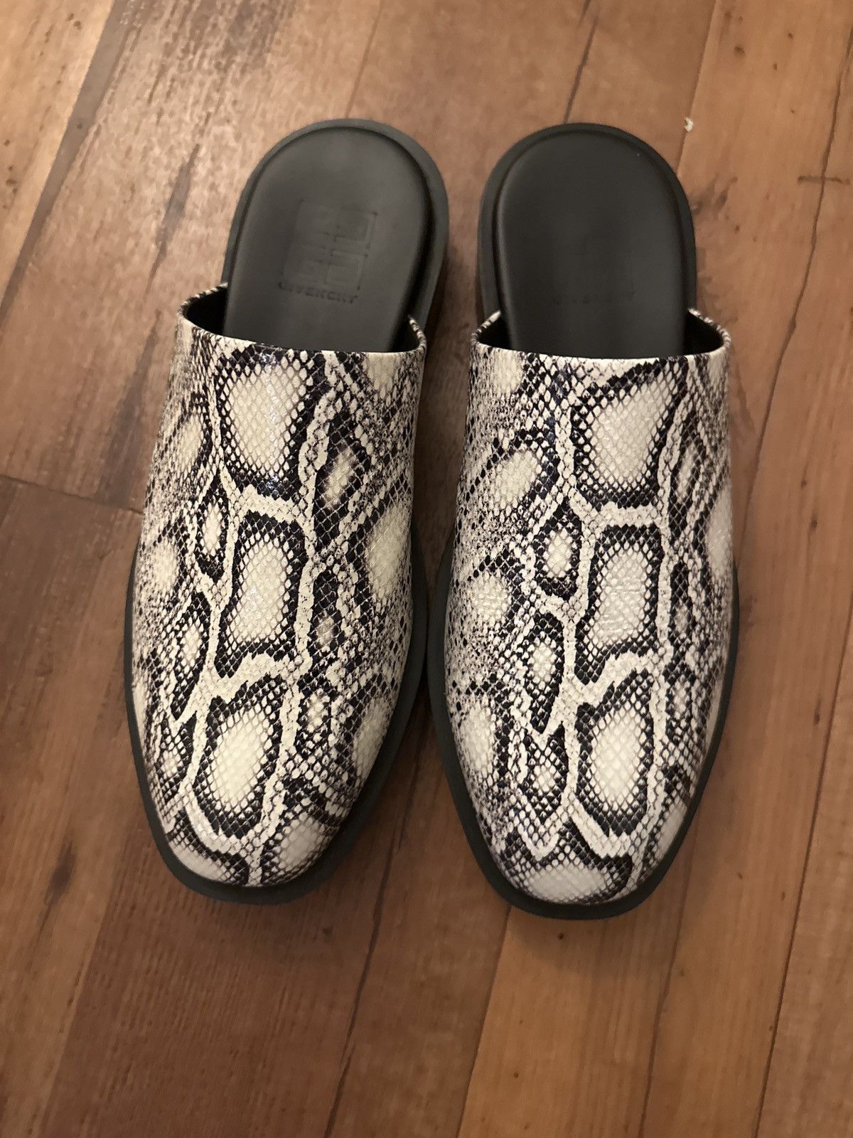 Givenchy Givenchy Snake Print Loafers Size US 10 / EU 43 - 2 Thumbnail