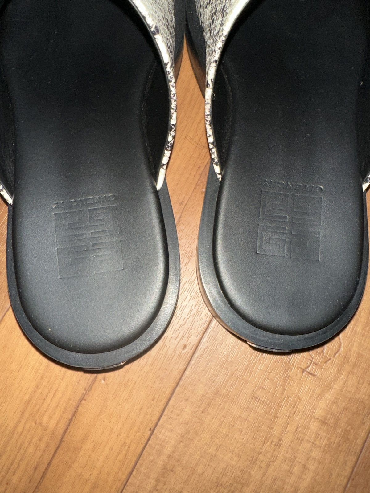 Givenchy Givenchy Snake Print Loafers Size US 10 / EU 43 - 5 Thumbnail