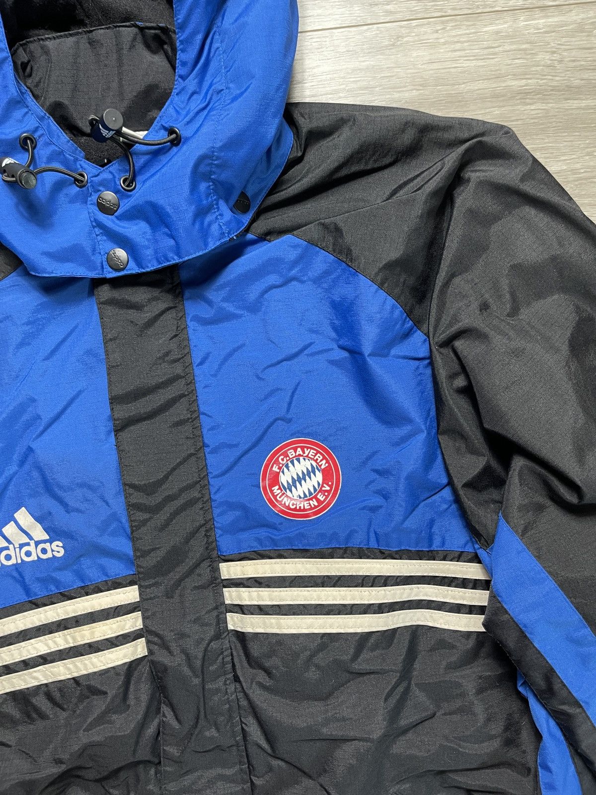 Adidas × Vintage Vintage 90s Bayern Munich Zip Up Sideline Jacket Rain XXL Size US XXL / EU 58 / 5 - 3 Thumbnail