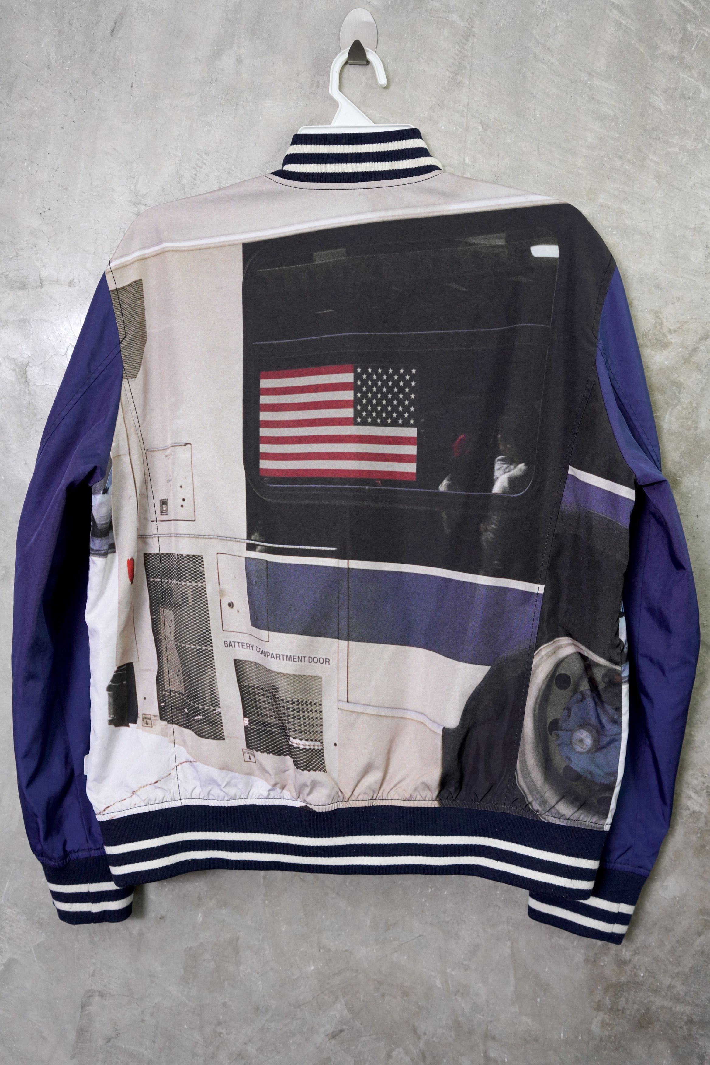 thisisneverthat 🔥RARE🔥 Lake on Fire Full Print Jacket Size US L / EU 52-54 / 3 - 2 Thumbnail