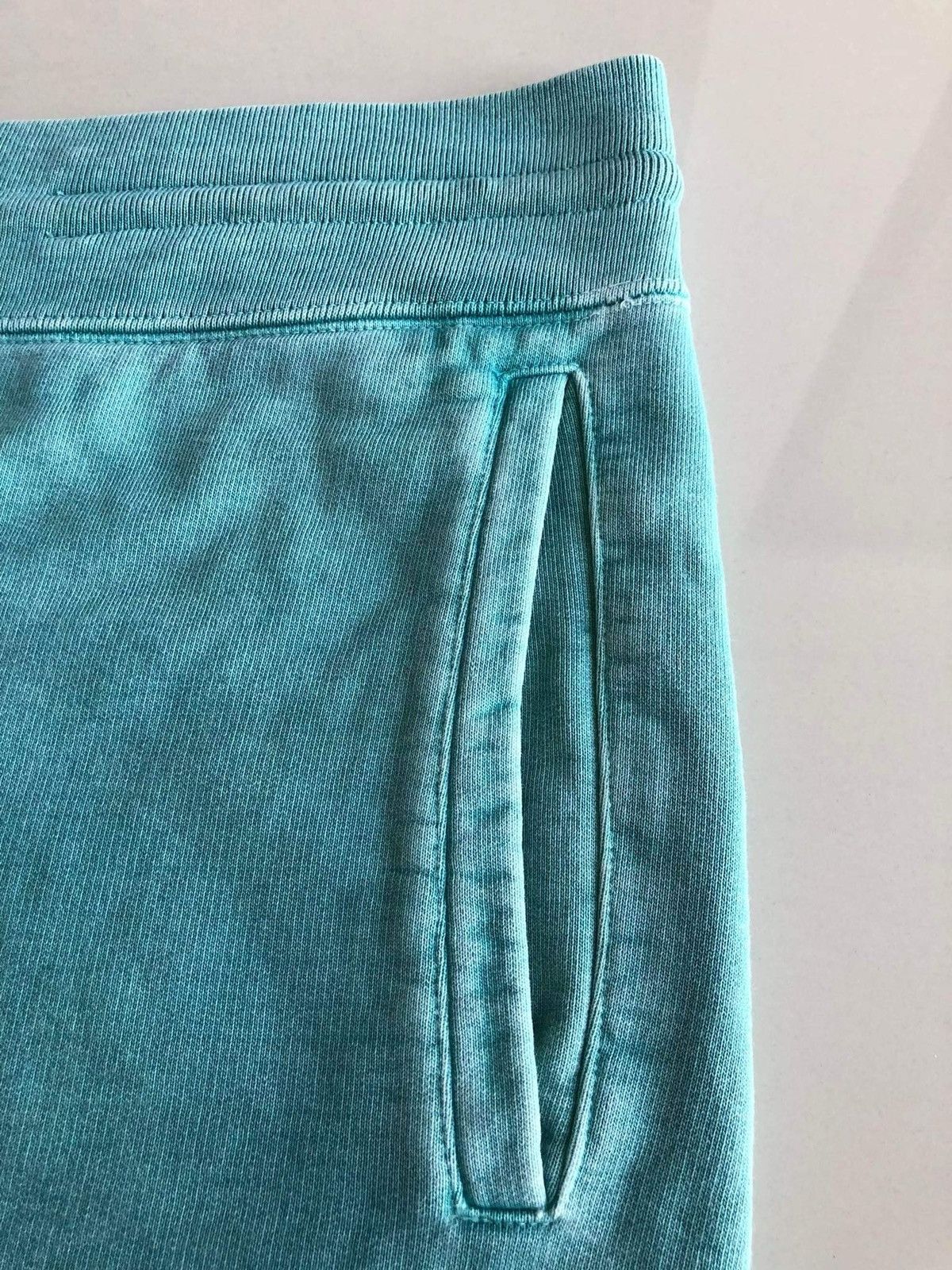 Supreme Supreme Classic Logo Over dyed Sweat-shorts (SS15) Size US 34 / EU 50 - 6 Thumbnail