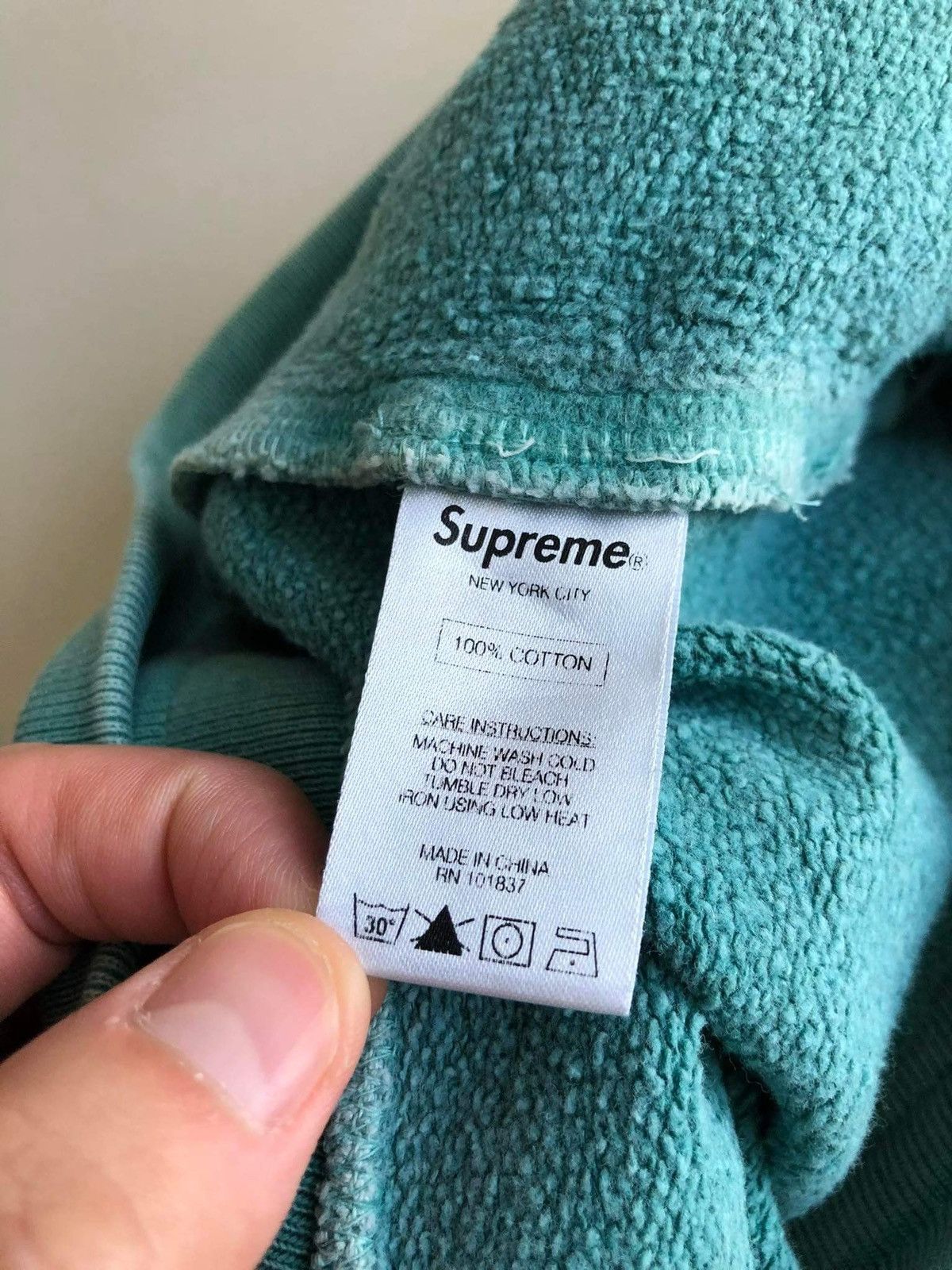 Supreme Supreme Classic Logo Over dyed Sweat-shorts (SS15) Size US 34 / EU 50 - 8 Thumbnail