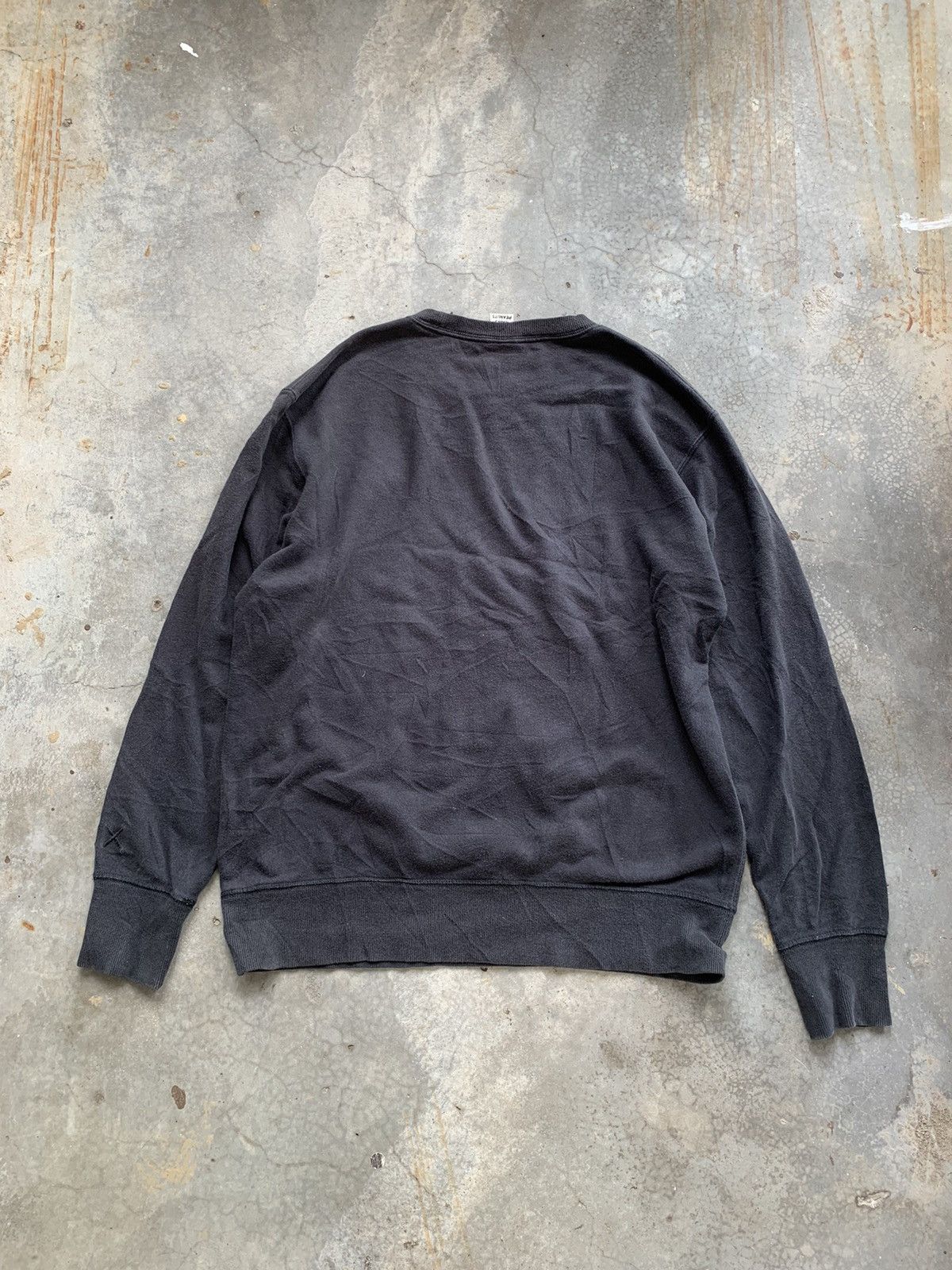Kaws Vintage Sun Faded Kaws Uniqlo Sweatshirt Size US L / EU 52-54 / 3 - 2 Thumbnail
