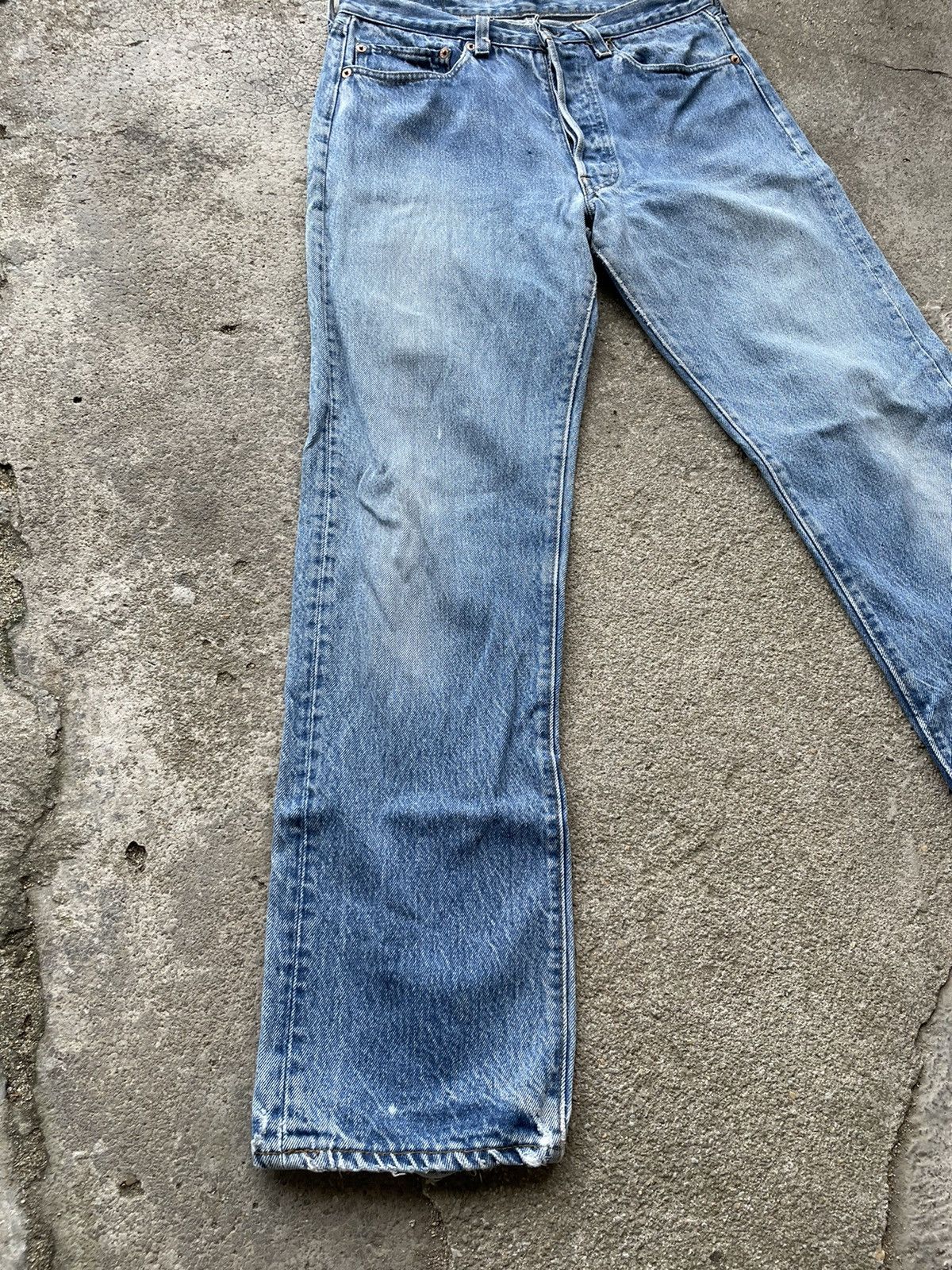 Levi's Vintage 80s Levi’s 501 distress jeans top button #558 Size US 29 - 5 Thumbnail