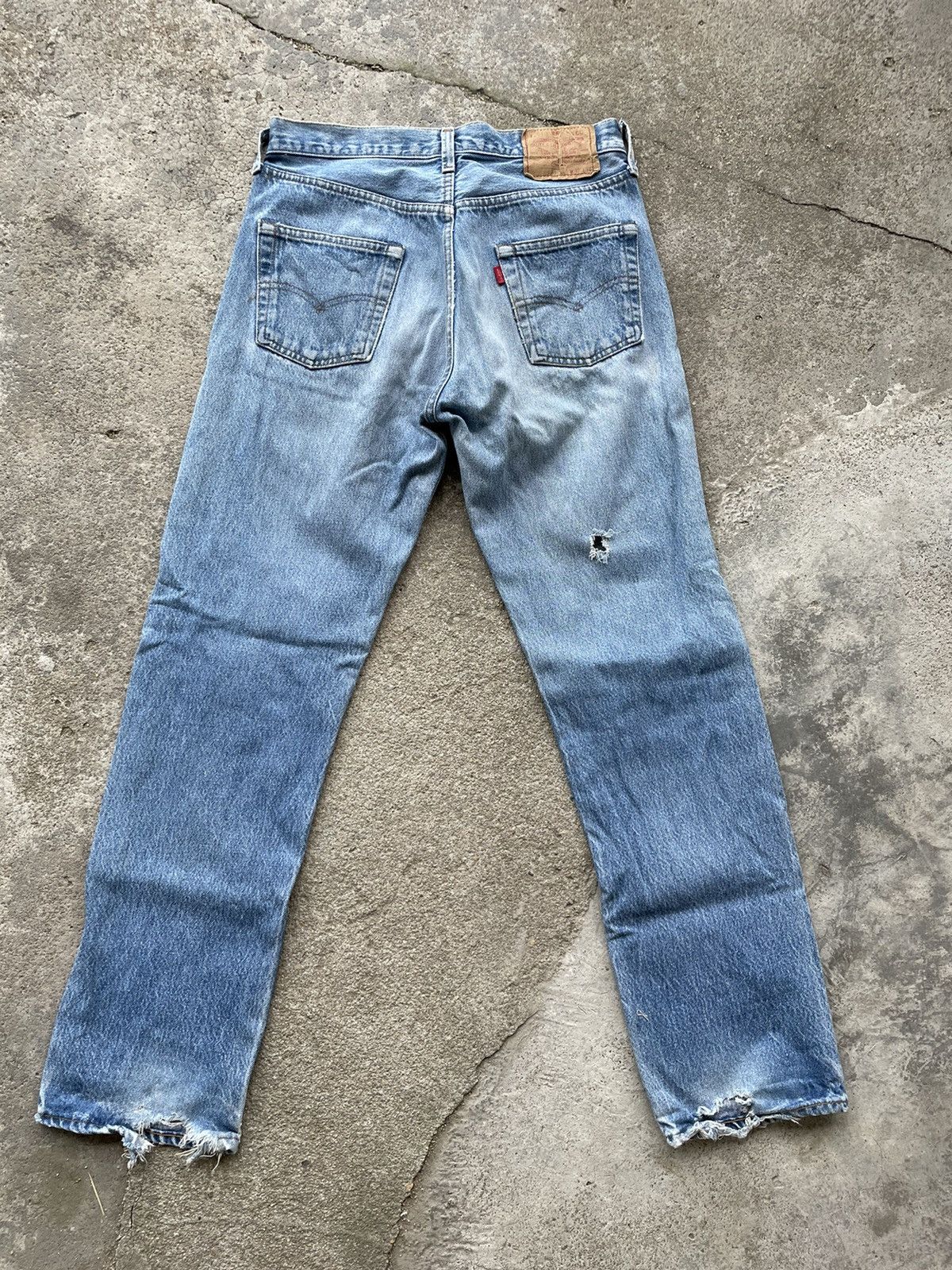 Levi's Vintage 80s Levi’s 501 distress jeans top button #558 Size US 29 - 2 Thumbnail