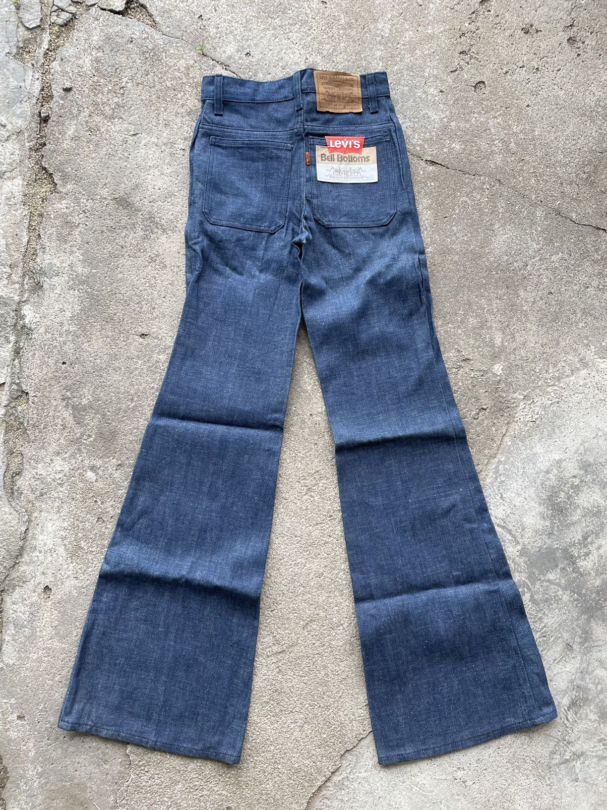 Levi's × Vintage Vintage 70s Levi’s bell buttoms orange tag NOS Size US 26 / EU 42 - 1 Thumbnail