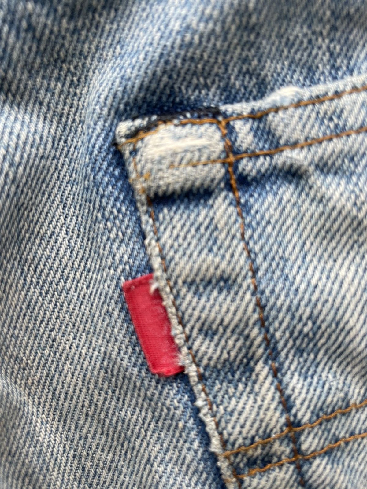 Levi's Vintage 80s Levi’s 501 selvage distress top button #524 Size US 30 / EU 46 - 9 Thumbnail