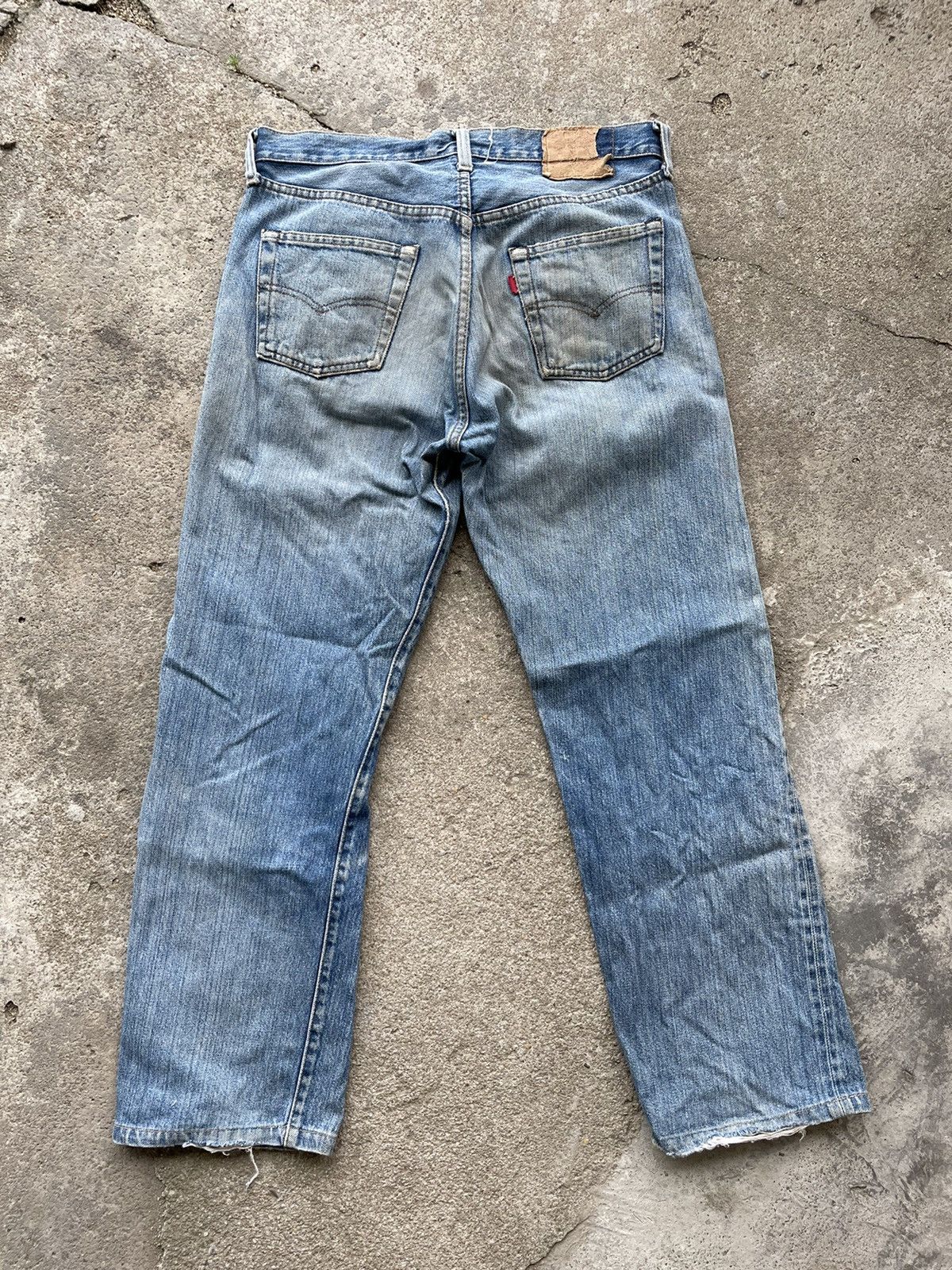 Levi's Vintage 80s Levi’s 501 selvage distress top button #524 Size US 30 / EU 46 - 2 Thumbnail