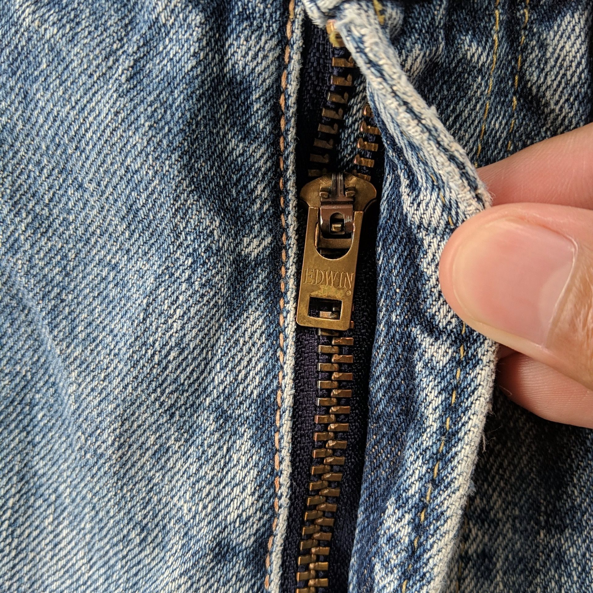 Japanese Brand Vintage Edwin Distressed Faded Denim Jeans Pants W28 Size US 28 / EU 44 - 6 Thumbnail