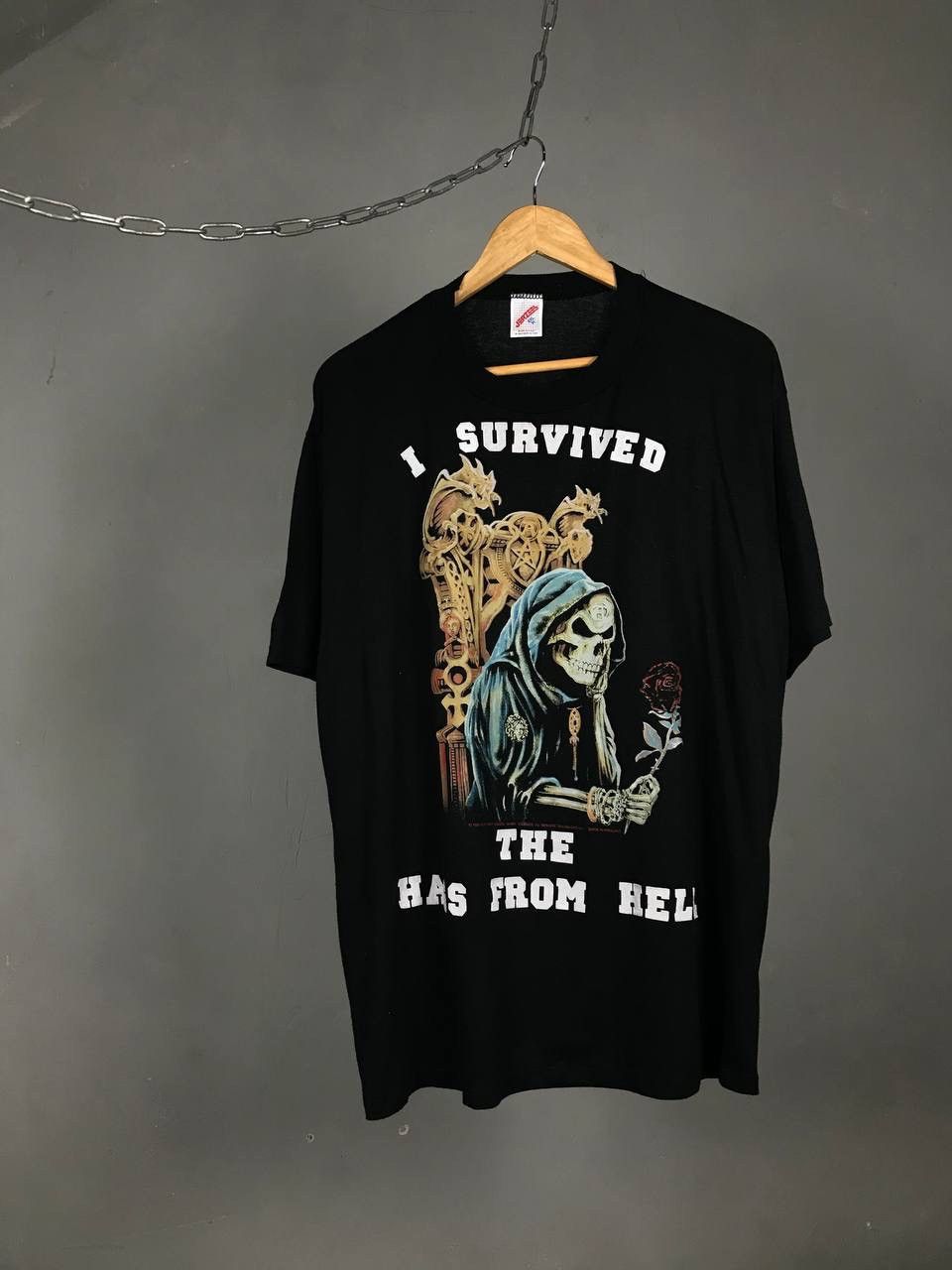 Vintage I Survived the hags from hell American rock skull tee Size US XXL / EU 58 / 5 - 1 Thumbnail