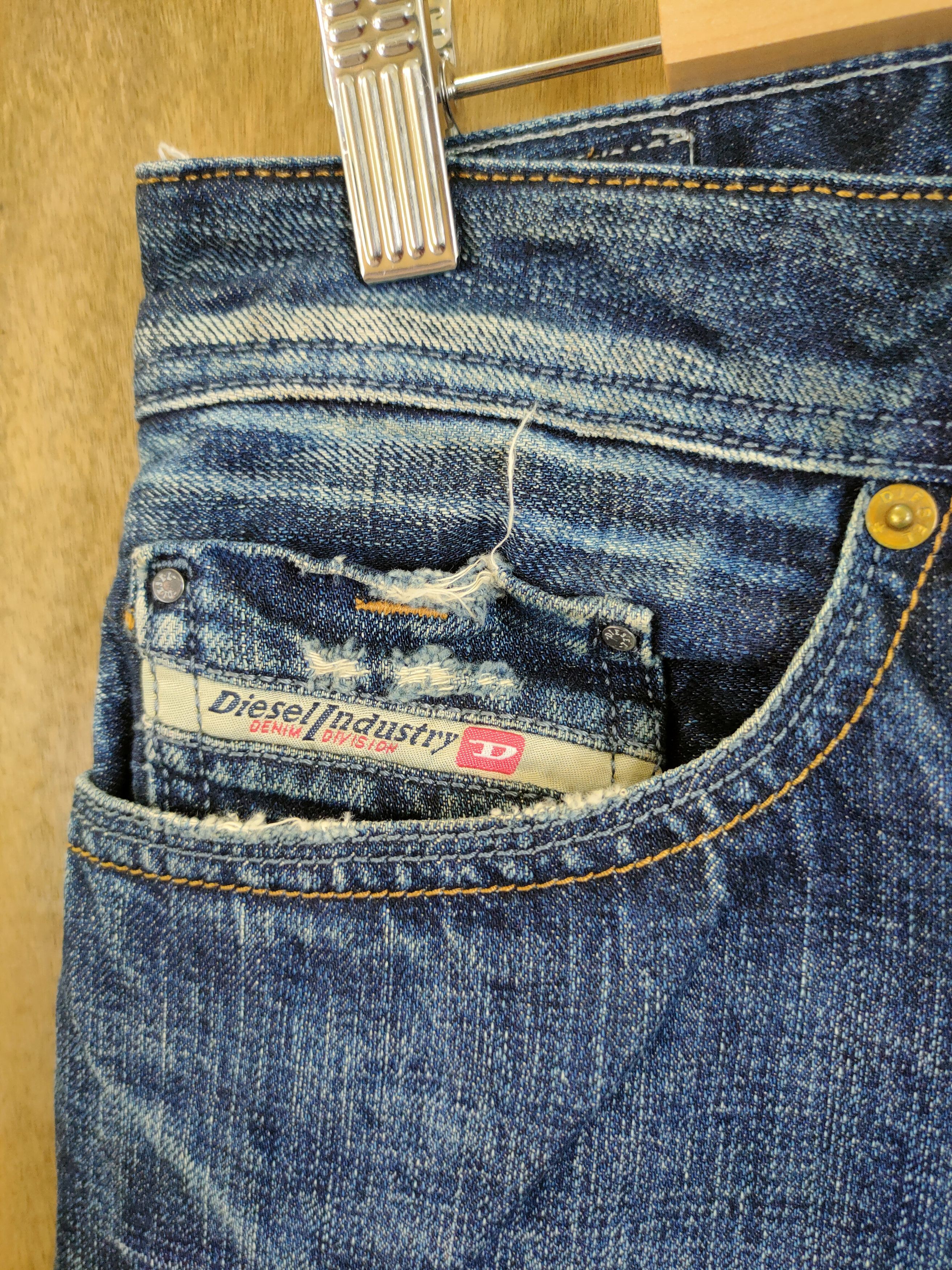 Diesel Diesel Thanaz altered splash paint distressed denim #46-903 Size US 31 - 5 Thumbnail