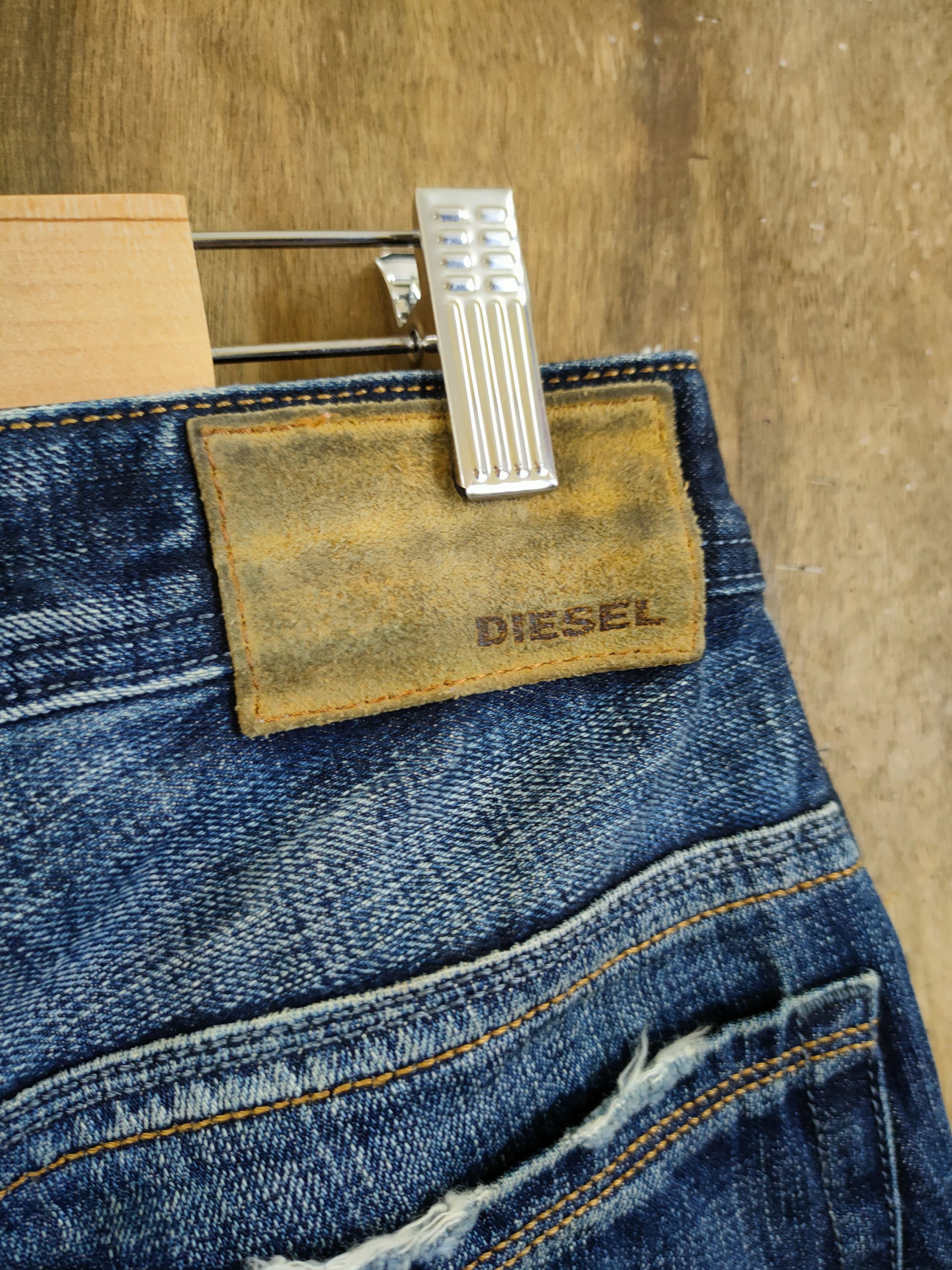 Diesel Diesel Thanaz altered splash paint distressed denim #46-903 Size US 31 - 11 Thumbnail