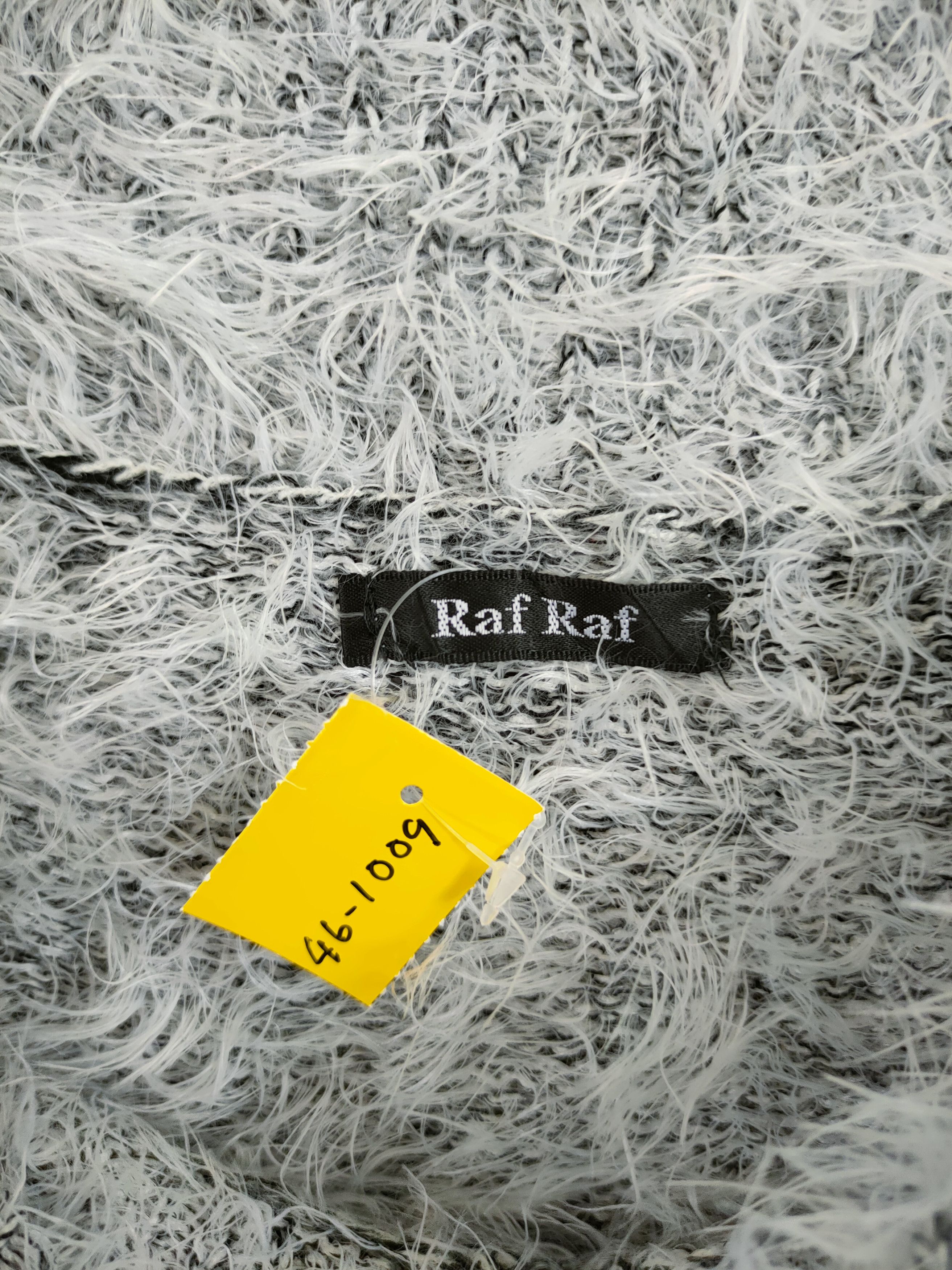 Japanese Brand D Raf Raf mohair shag shaggy soft fur knitwear #46-1009 Size S / US 4 / IT 40 - 4 Thumbnail