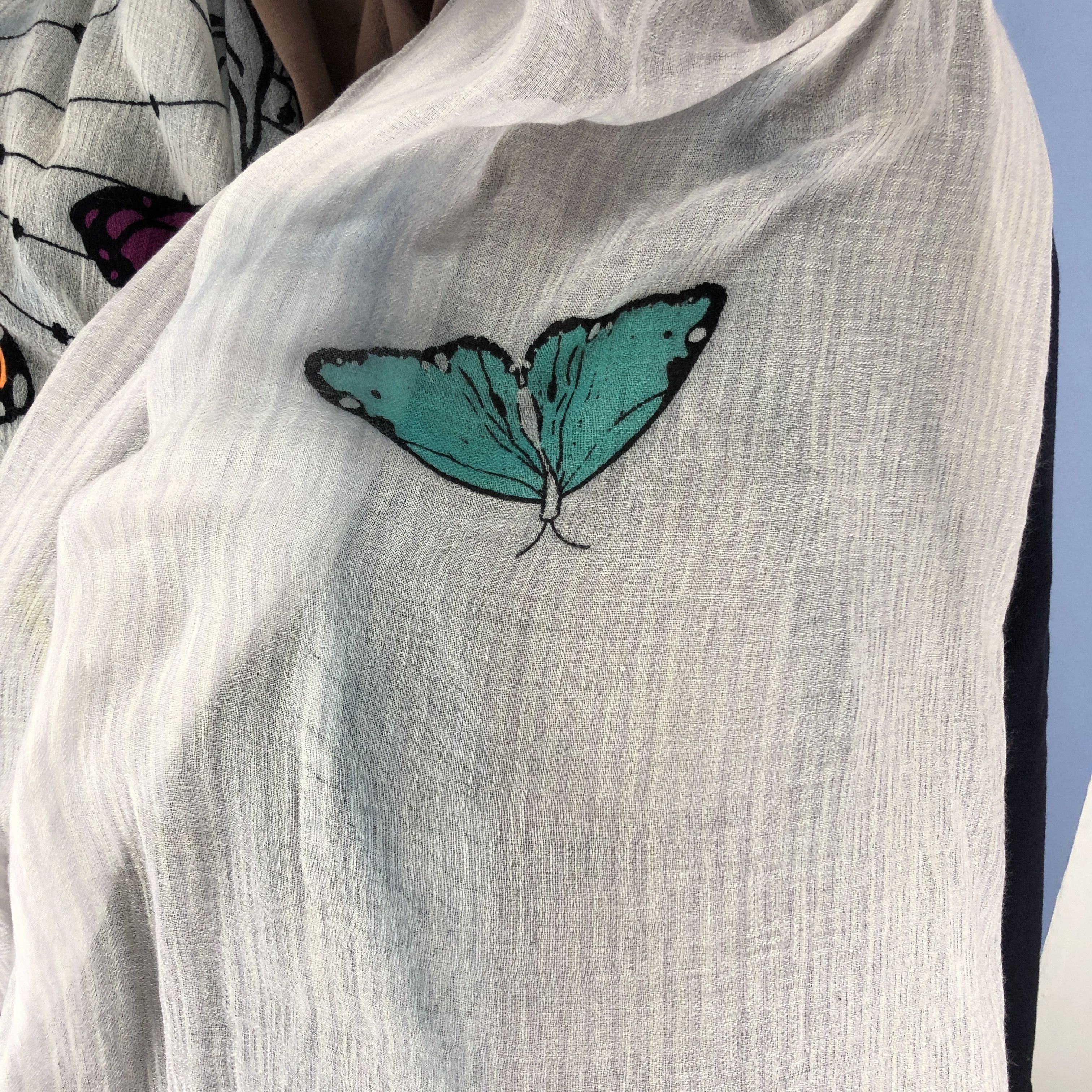 Gap GAP Butterfly Design Summer Scarf Muffler #0934/AG Size ONE SIZE - 8 Thumbnail