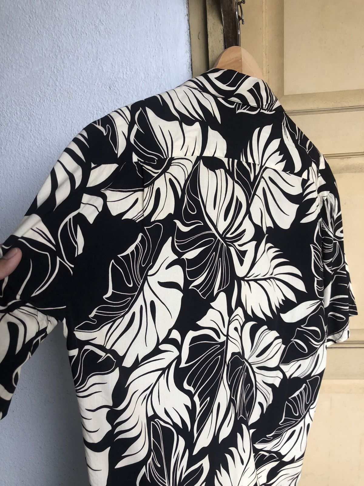 Vintage Vintage The Hawaiian Rayon Button Up Shirts Size US S / EU 44-46 / 1 - 16 Thumbnail