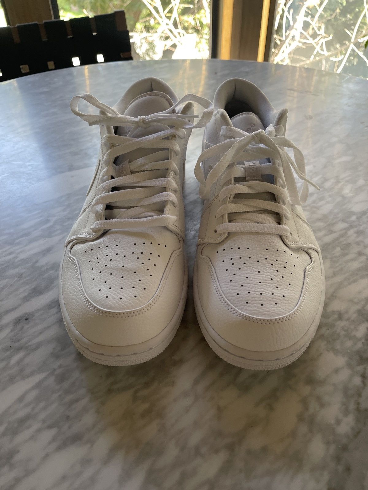Jordan Brand Nike Air Jordan 1 Low Triple White 2019 Size 13 Size US 13 / EU 46 - 4 Thumbnail