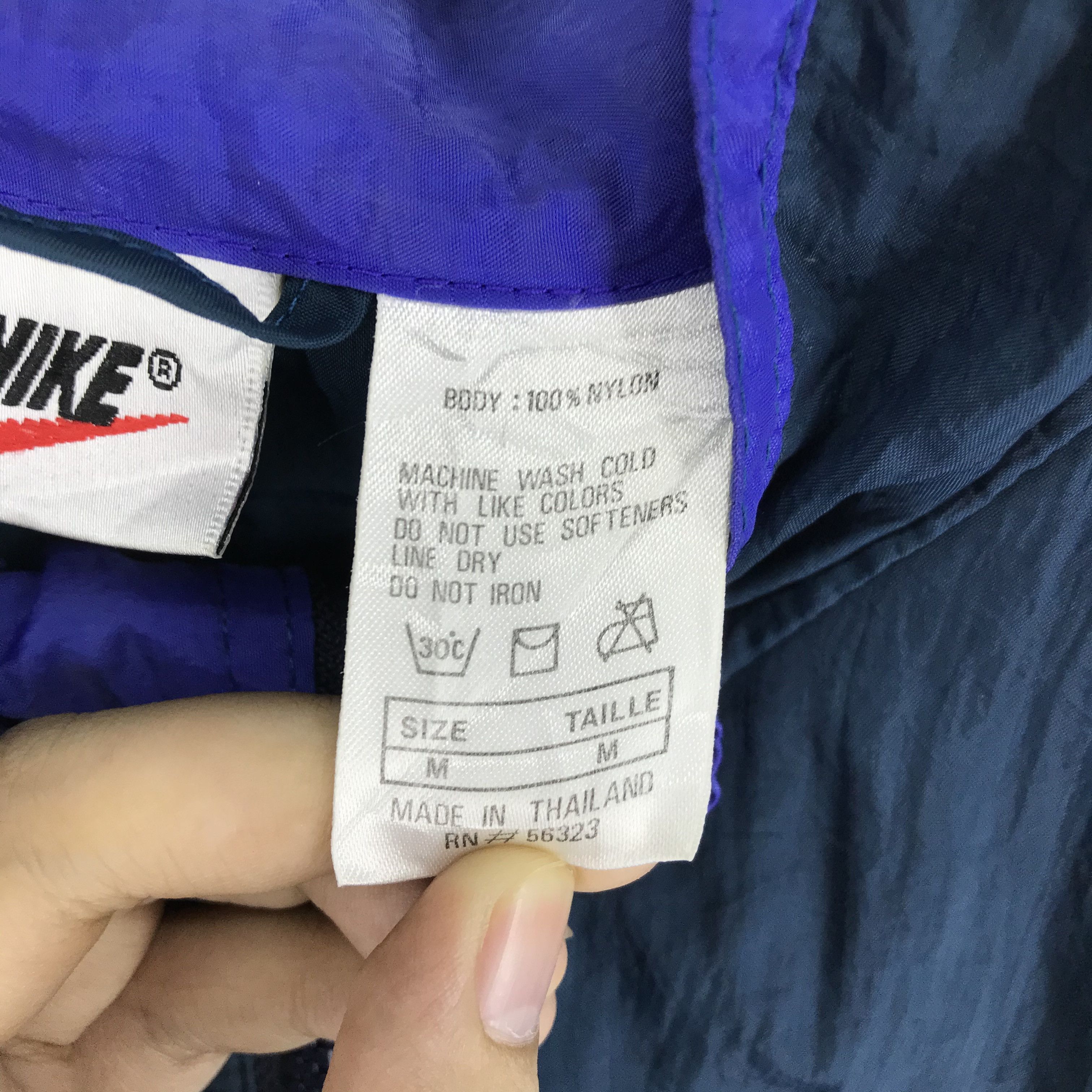 Nike 90s Vintage NIKE SILVER LABEL Nylon Jacket #2353-81 Size US L / EU 52-54 / 3 - 7 Thumbnail
