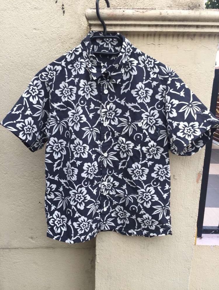 Wtaps Vintage Wtaps Surf Hawaiian Shirt Size US S / EU 44-46 / 1 - 1 Thumbnail