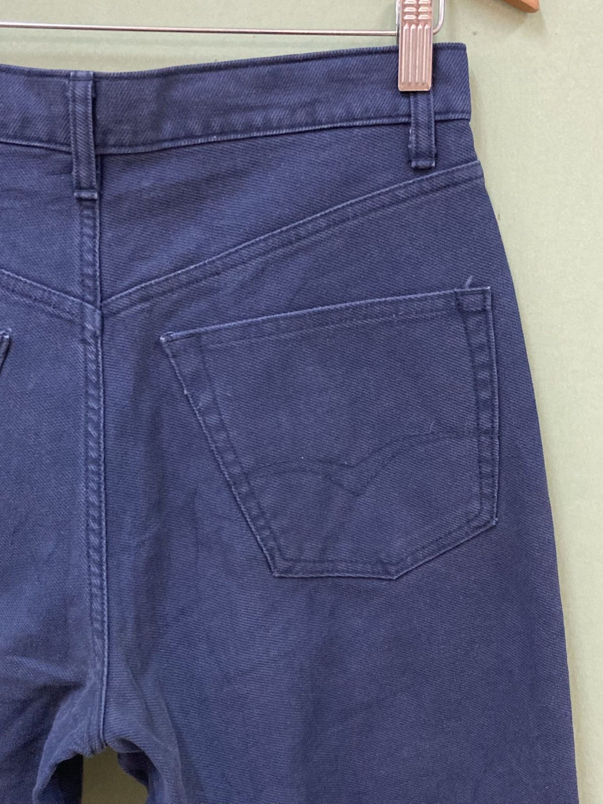 Comme des Garcons DEZERT - REGULAR FIT MID WASHED BASIC VINTAGE JEANS Size US 30 / EU 46 - 9 Thumbnail