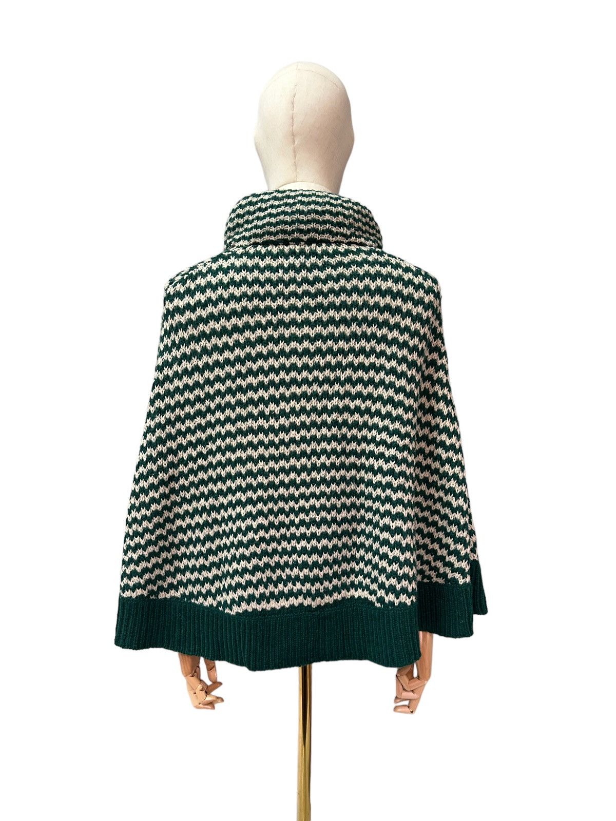 Issey Miyake AW12 Mercibeaucoup pillow neck knitted cloaks Size US L / EU 52-54 / 3 - 11 Thumbnail
