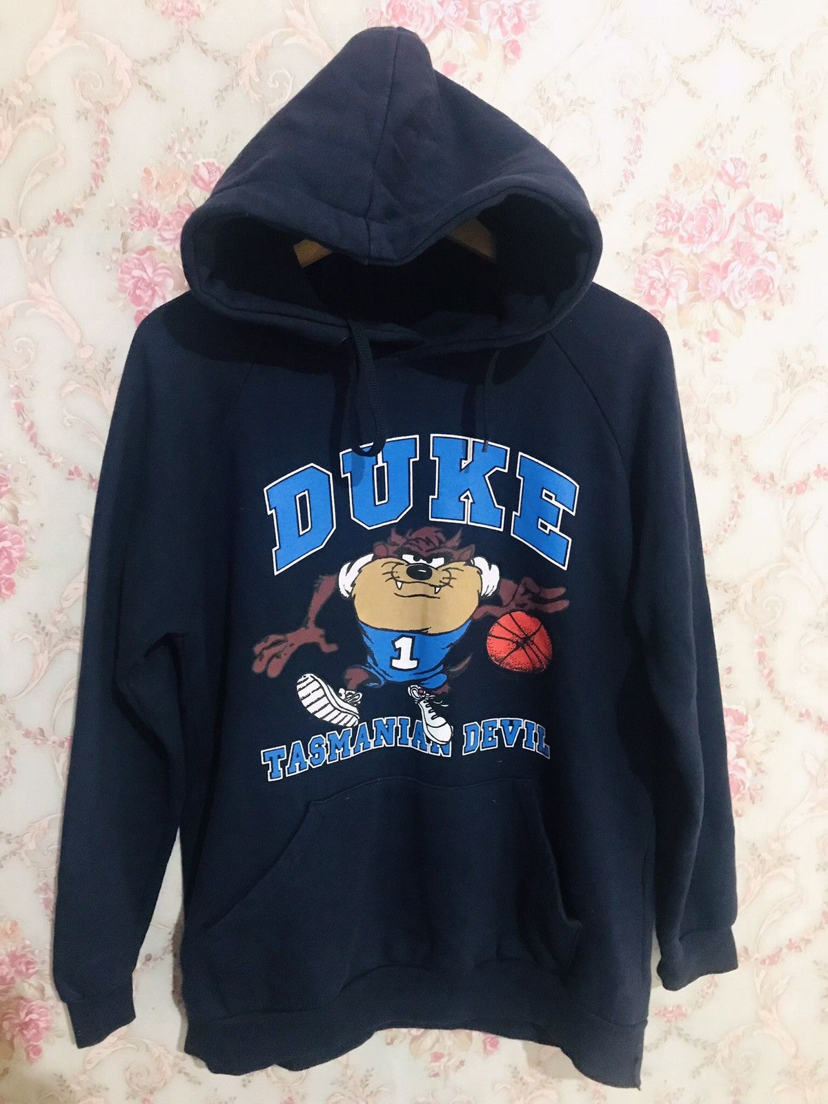 Vintage Duke Tasmanian Devil Tazmania Hoodie Warner Bros