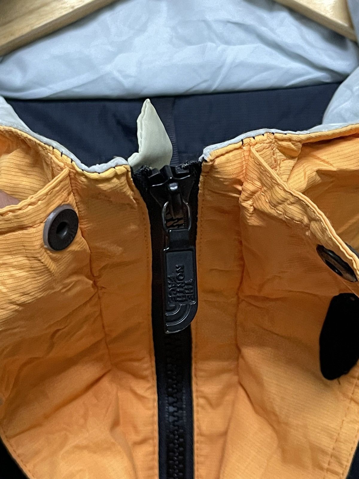 The North Face The North Face Mountain Vintage Hooded Jacket Size US L / EU 52-54 / 3 - 8 Thumbnail