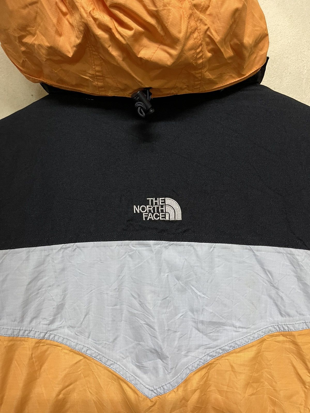 The North Face The North Face Mountain Vintage Hooded Jacket Size US L / EU 52-54 / 3 - 18 Thumbnail