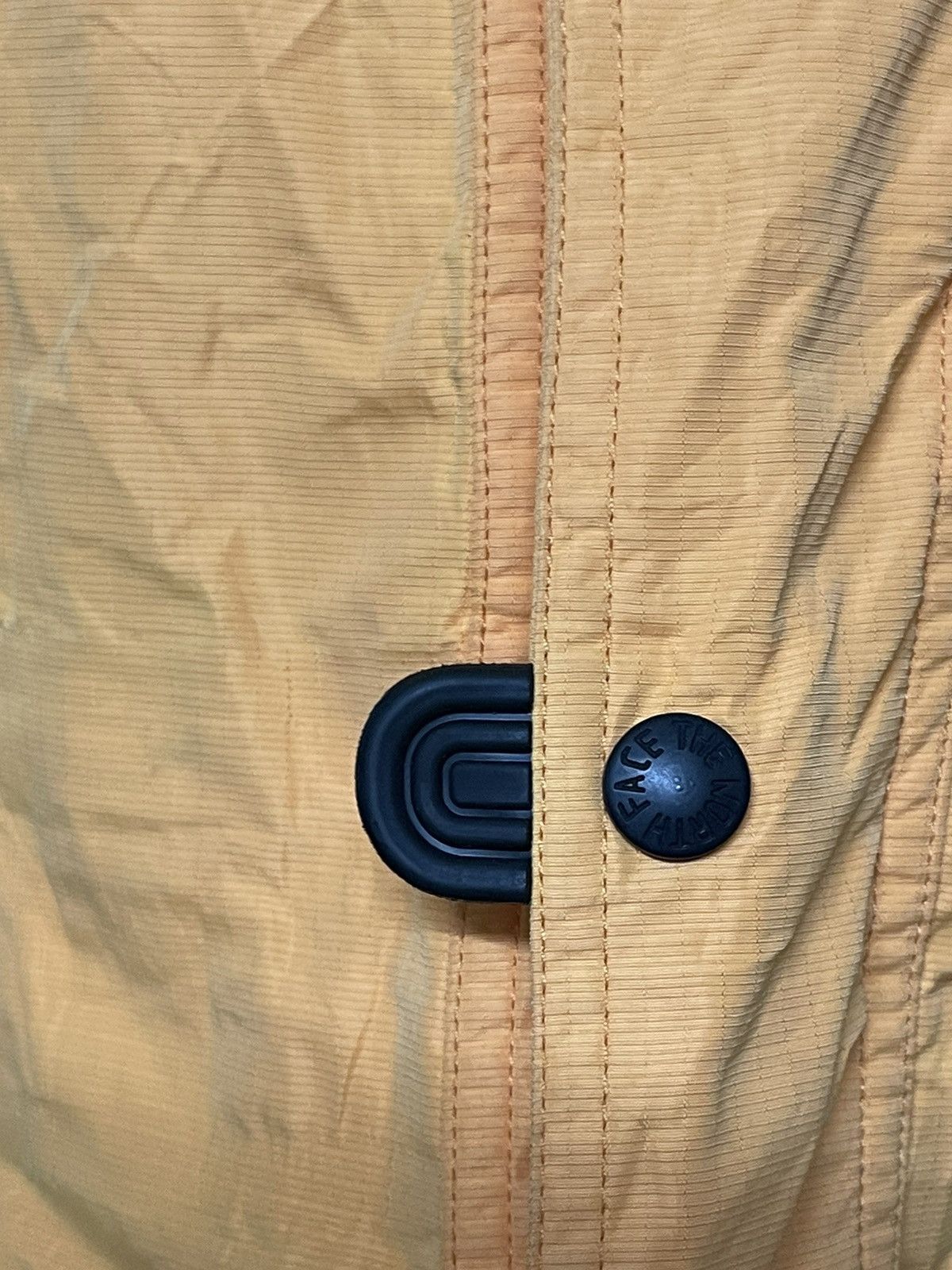 The North Face The North Face Mountain Vintage Hooded Jacket Size US L / EU 52-54 / 3 - 5 Thumbnail