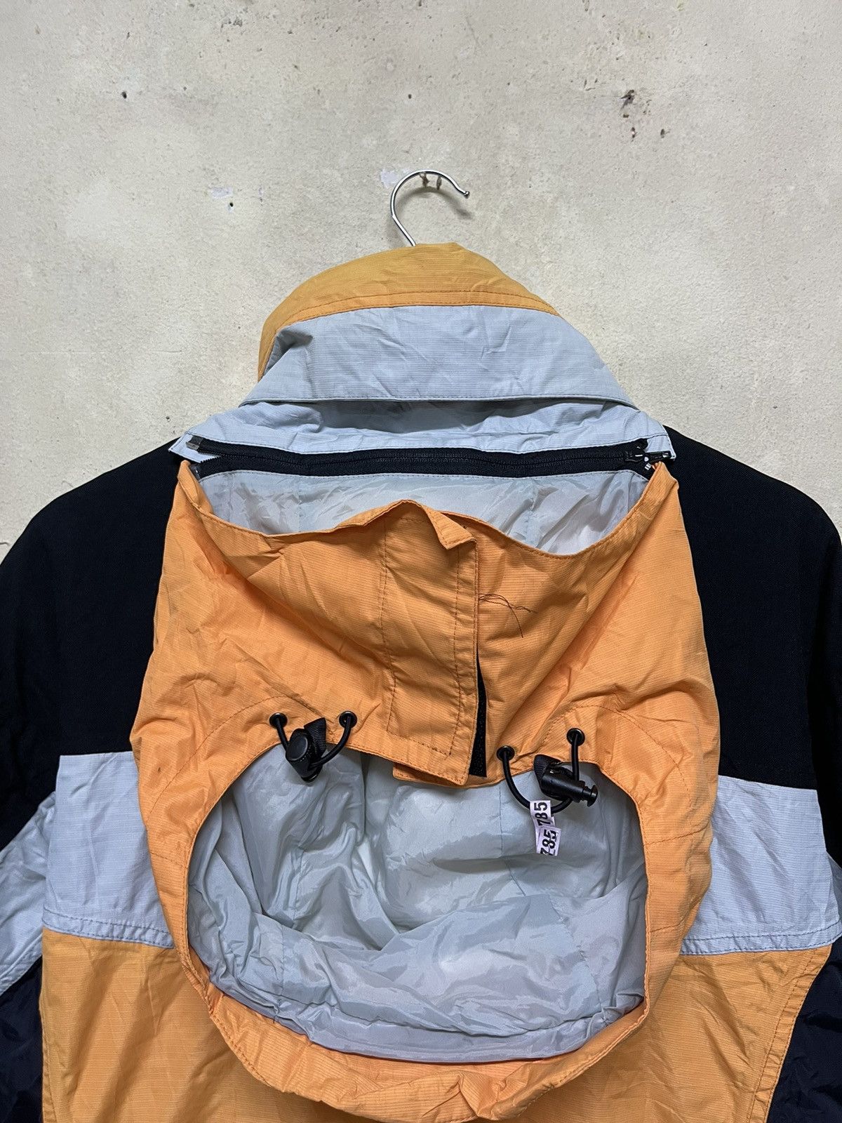 The North Face The North Face Mountain Vintage Hooded Jacket Size US L / EU 52-54 / 3 - 17 Thumbnail
