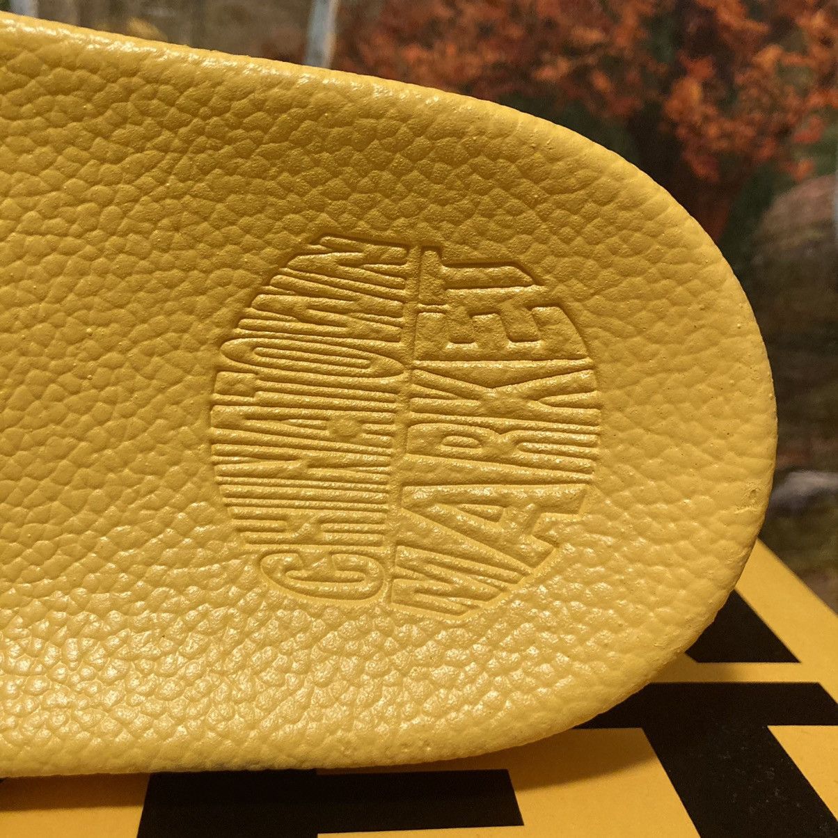 Market CTM SMILEY YELLOW BBALL SLIDE Size US 13 / EU 46 - 5 Thumbnail