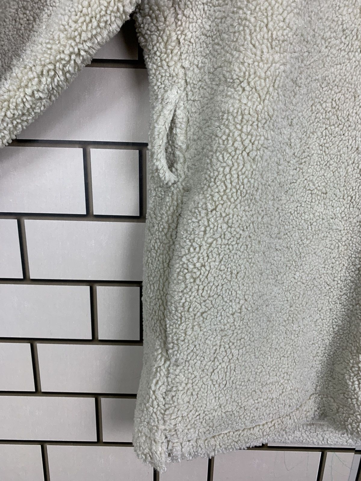 Japanese Brand Japanese Brand Uniqlo U Sherpa Button Ups Jacket Size US M / EU 48-50 / 2 - 7 Thumbnail