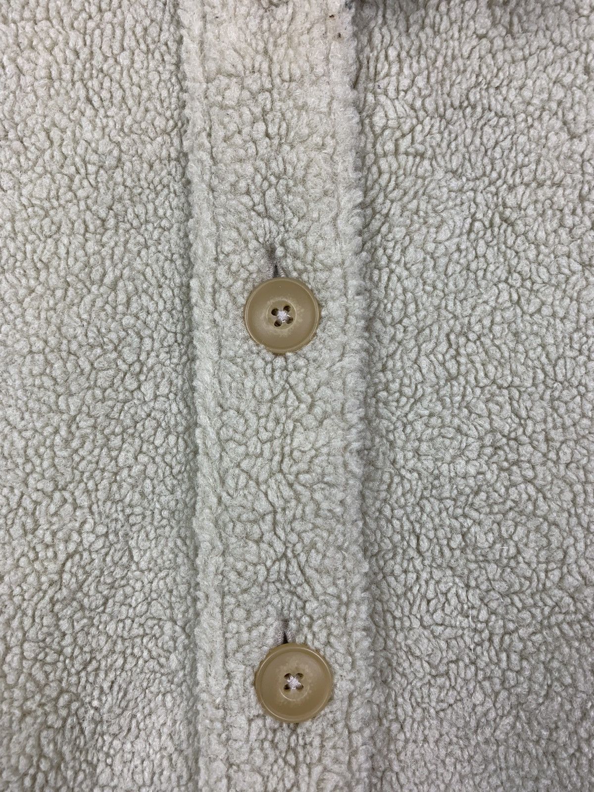 Japanese Brand Japanese Brand Uniqlo U Sherpa Button Ups Jacket Size US M / EU 48-50 / 2 - 5 Thumbnail