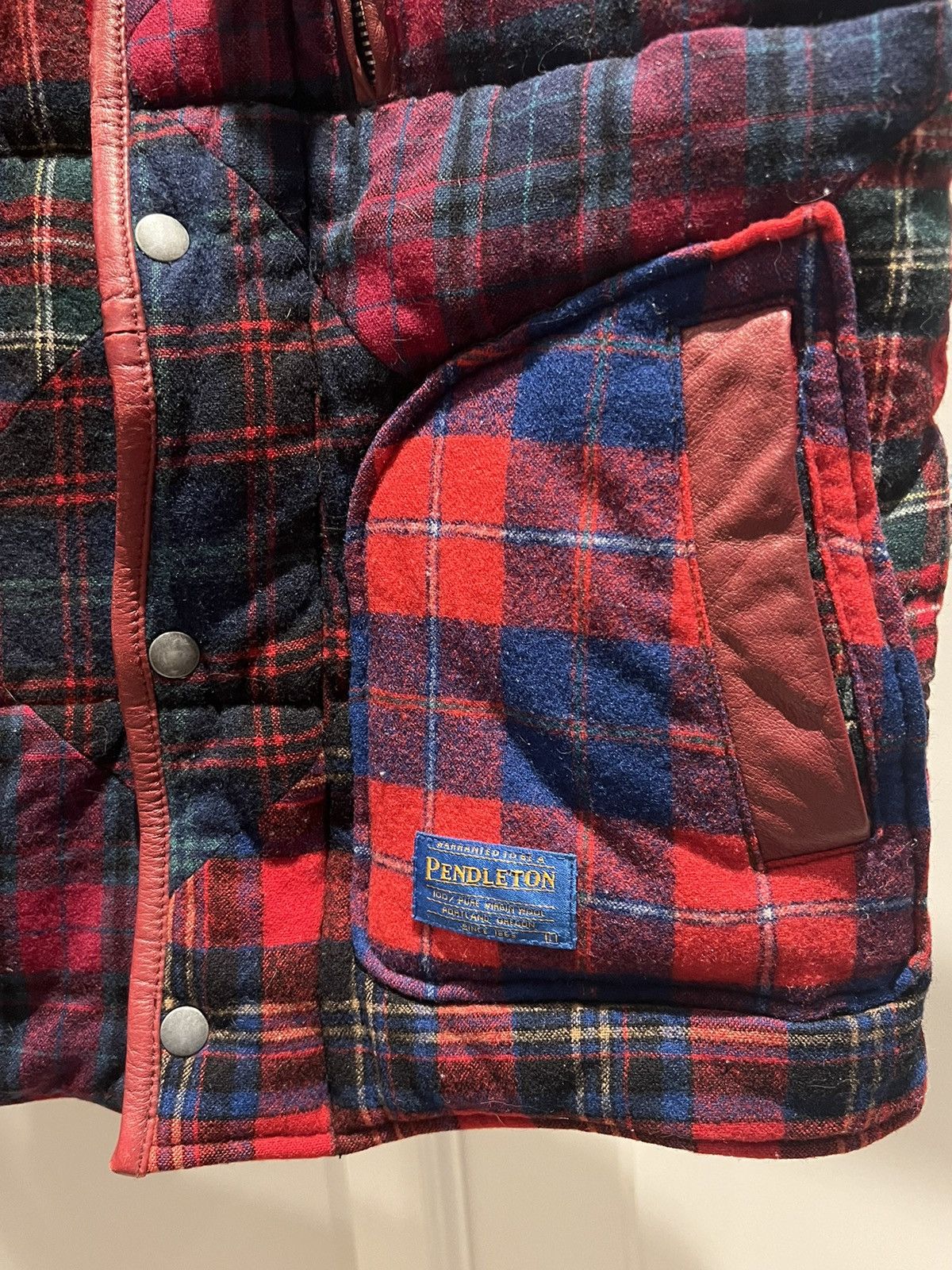 Pendleton Upcycled Vintage Pendleton Vest / Flannel and Wool Size US S / EU 44-46 / 1 - 5 Thumbnail