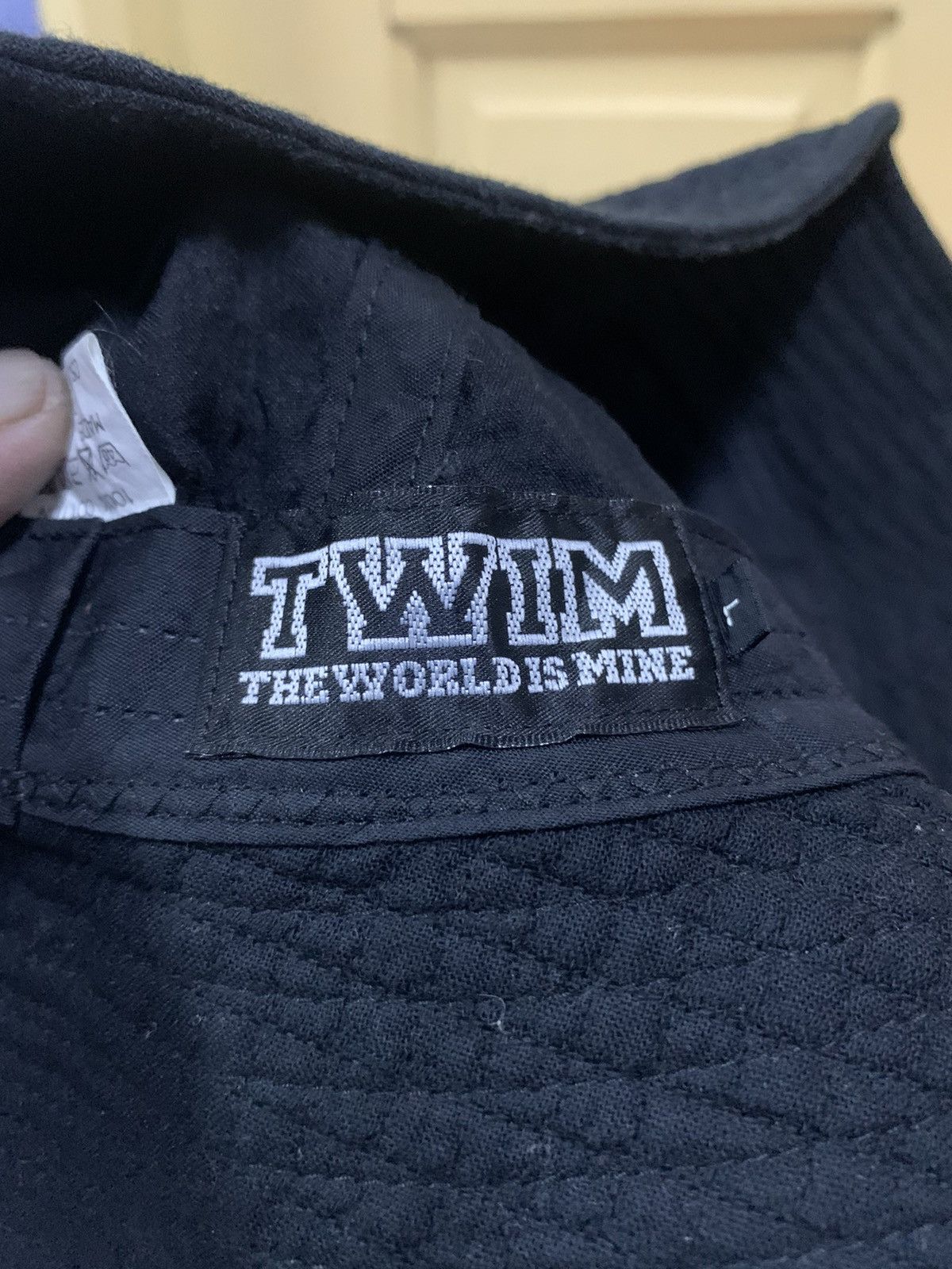 Designer × Japanese Brand Twin The World Is Mine Bucket Hat Size ONE SIZE - 5 Thumbnail