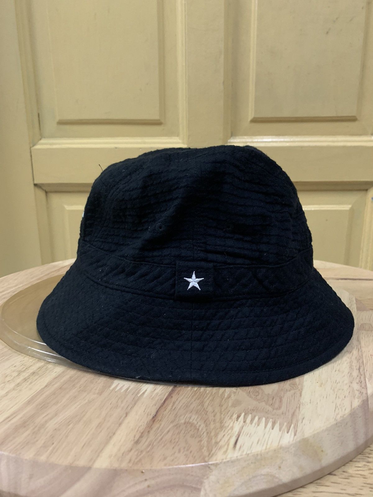Designer × Japanese Brand Twin The World Is Mine Bucket Hat Size ONE SIZE - 2 Thumbnail